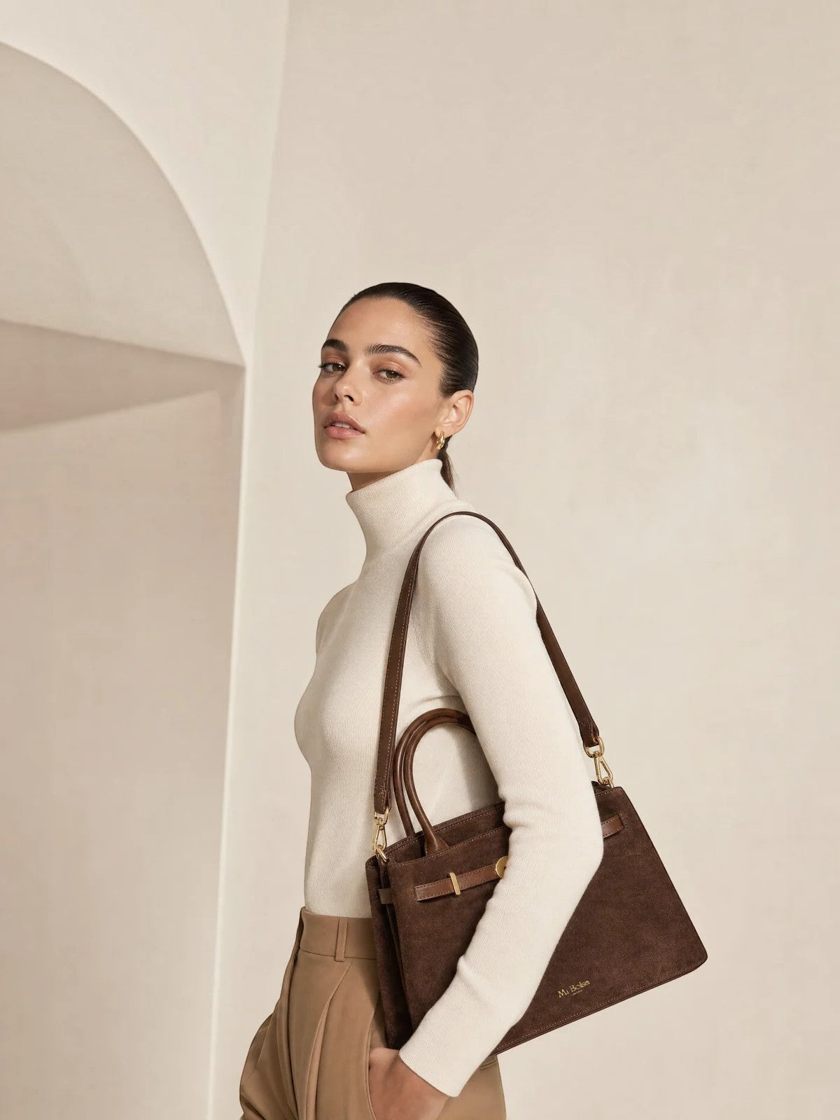 Kensington - Top Handle in Brown Suede