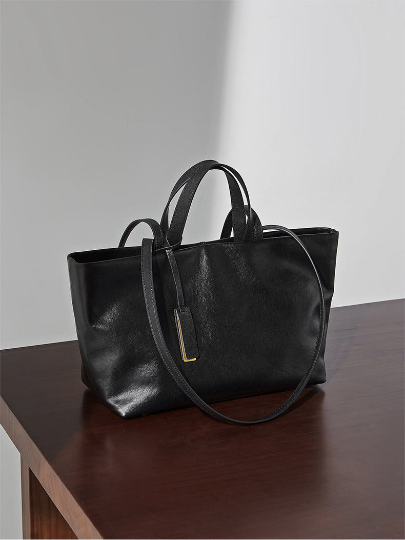 Wax Leather Tote - Black