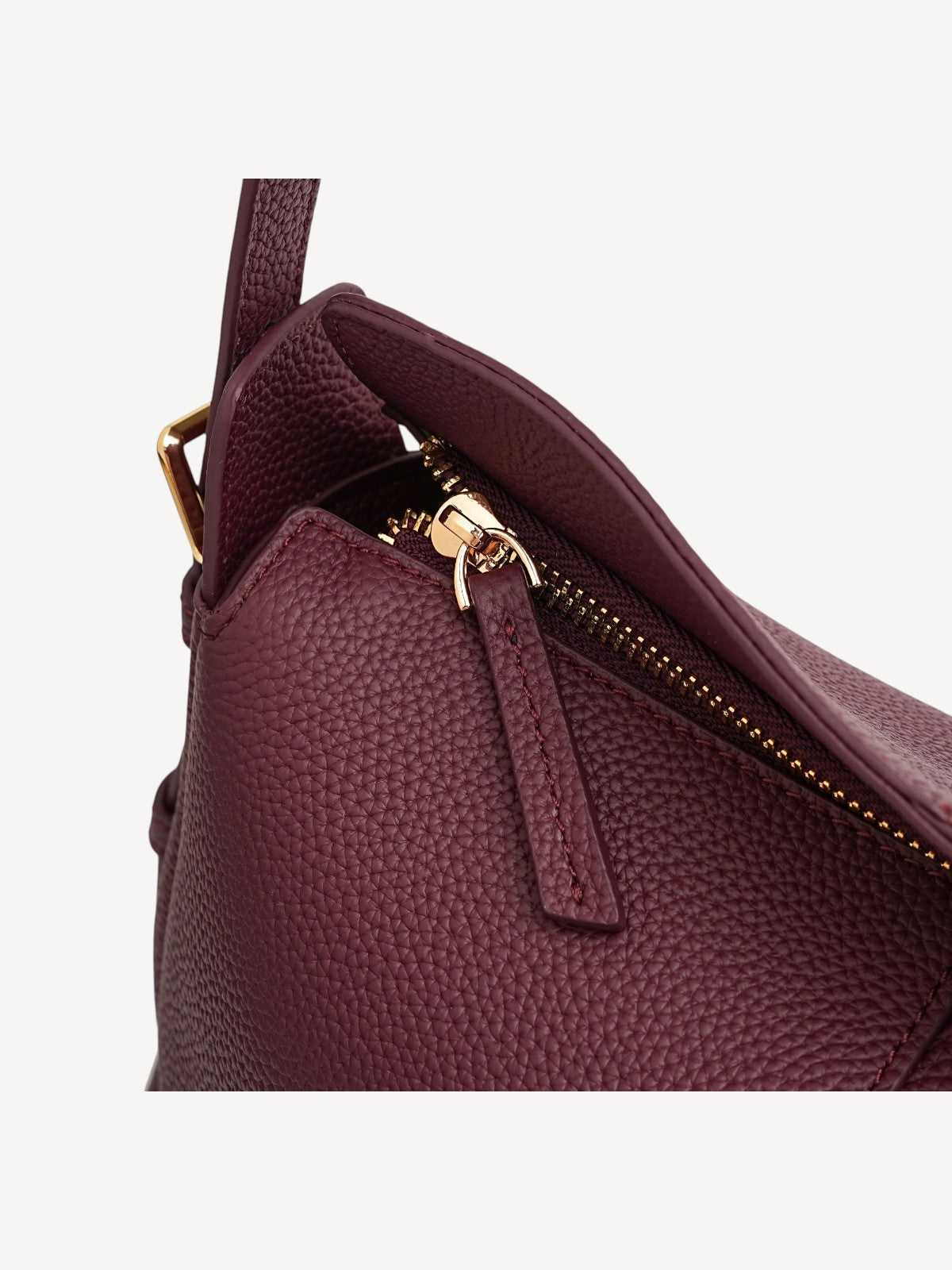 Madolyn Shoulder - Burgundy