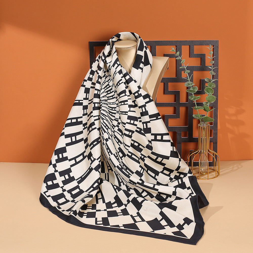 100% Natural Mulberry Silk 90cm x 90cm Scarf - Abstract