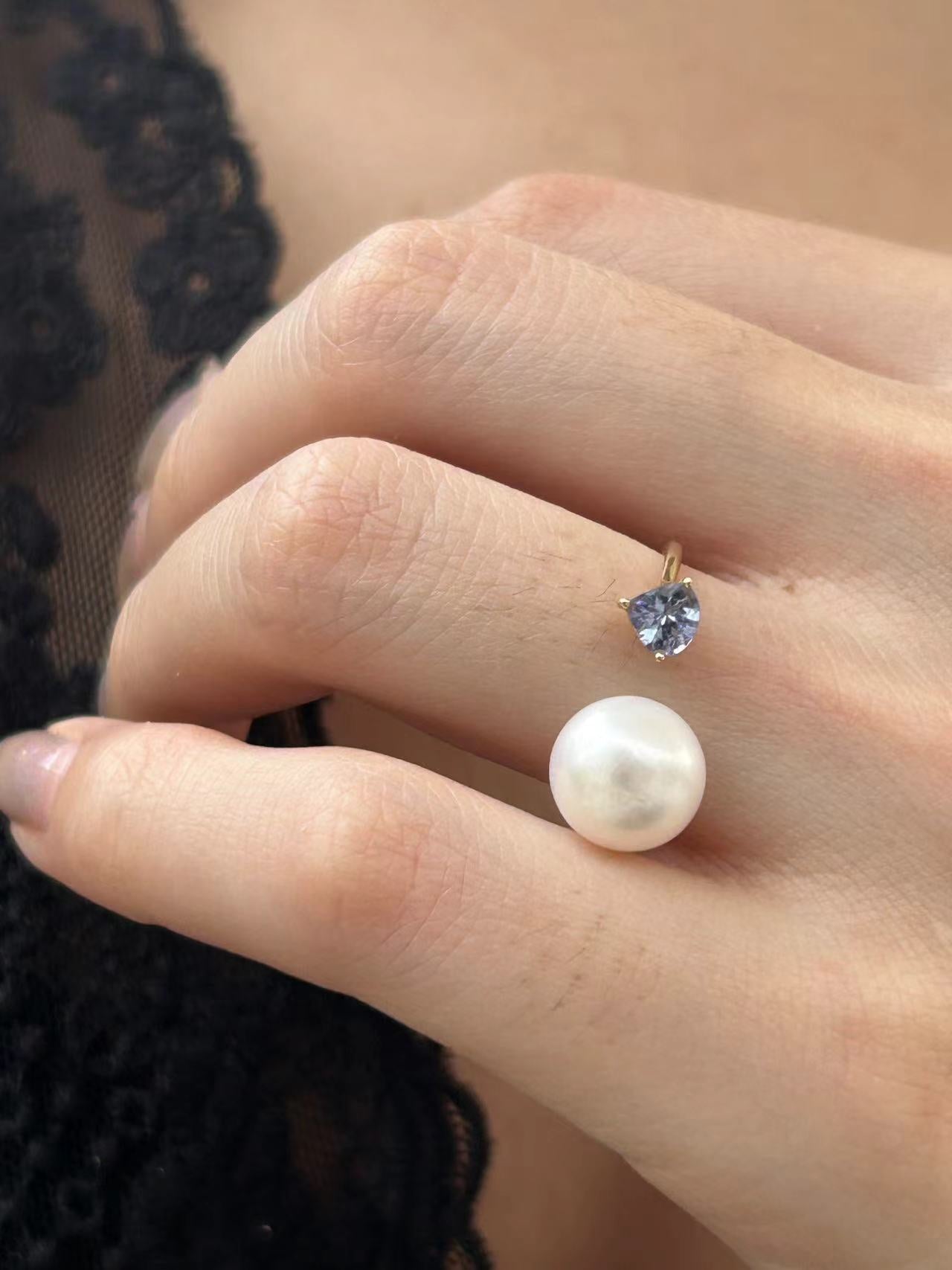 Toi et Moi Ring - Tanzanite and White Pearl
