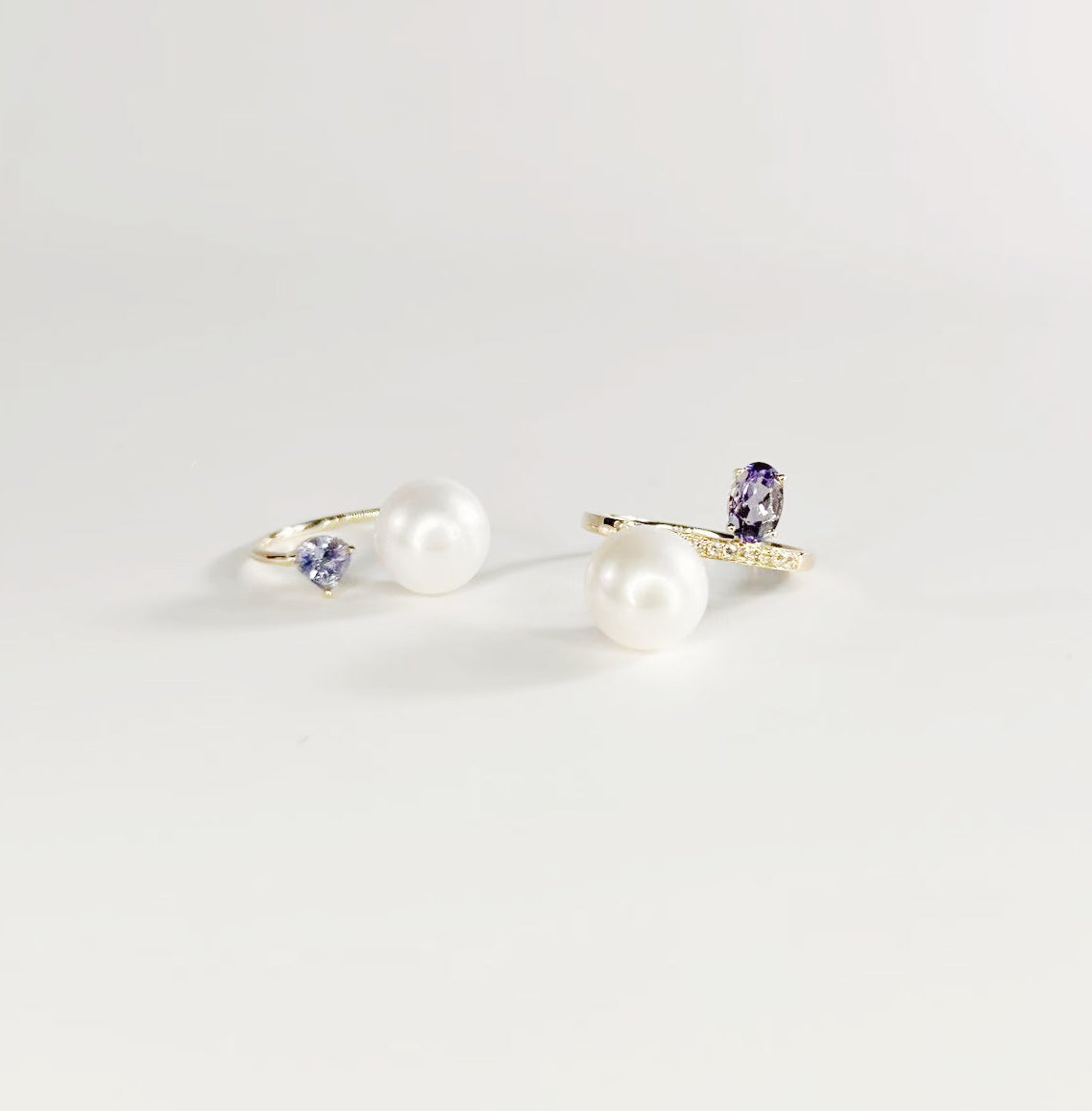 Toi et Moi Ring - Tanzanite and White Pearl