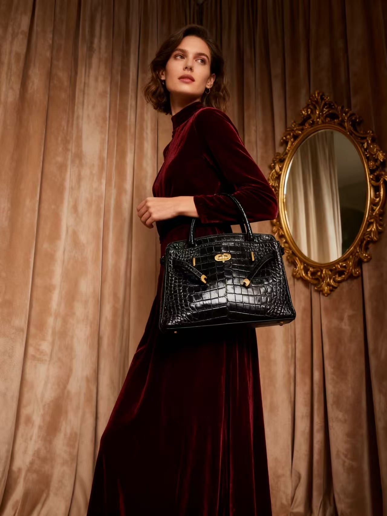 Kensington - Top Handle in Croc Embossed