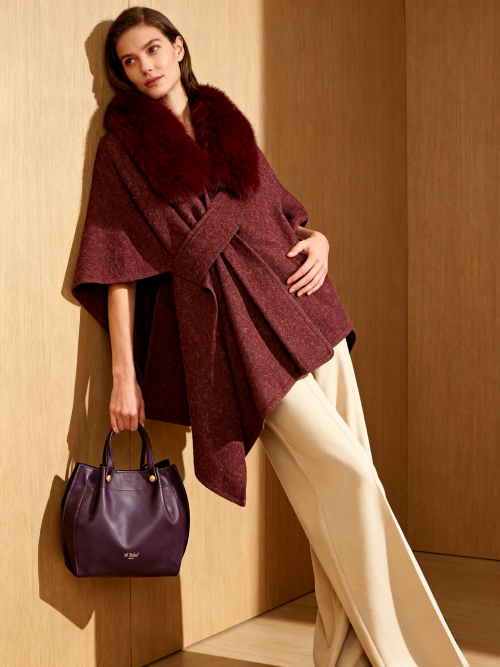 Barcelona - Burgundy