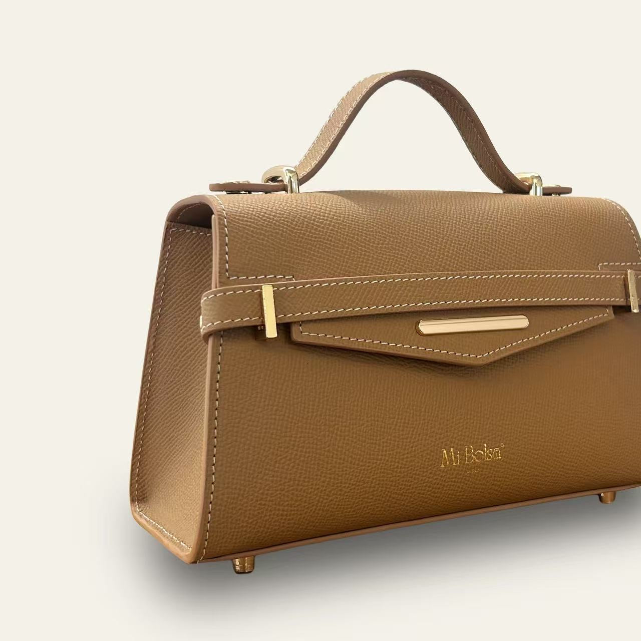 "Mi" Top Handle -Ruby Red