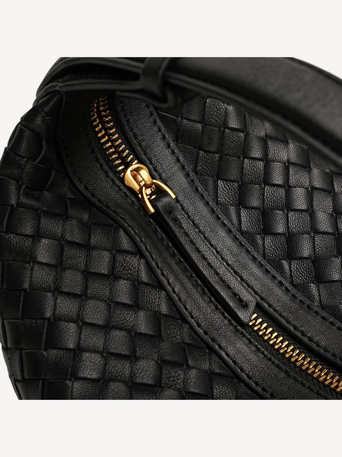 Camilla Half Moon Woven - Black