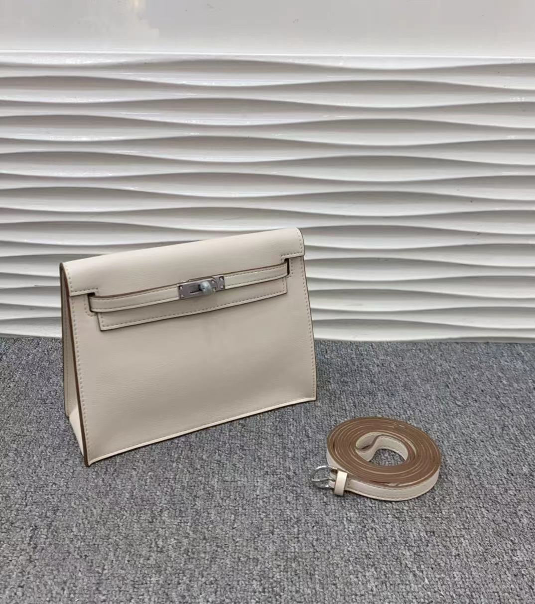 First Layer Cowhide Vedetta Midi Bag