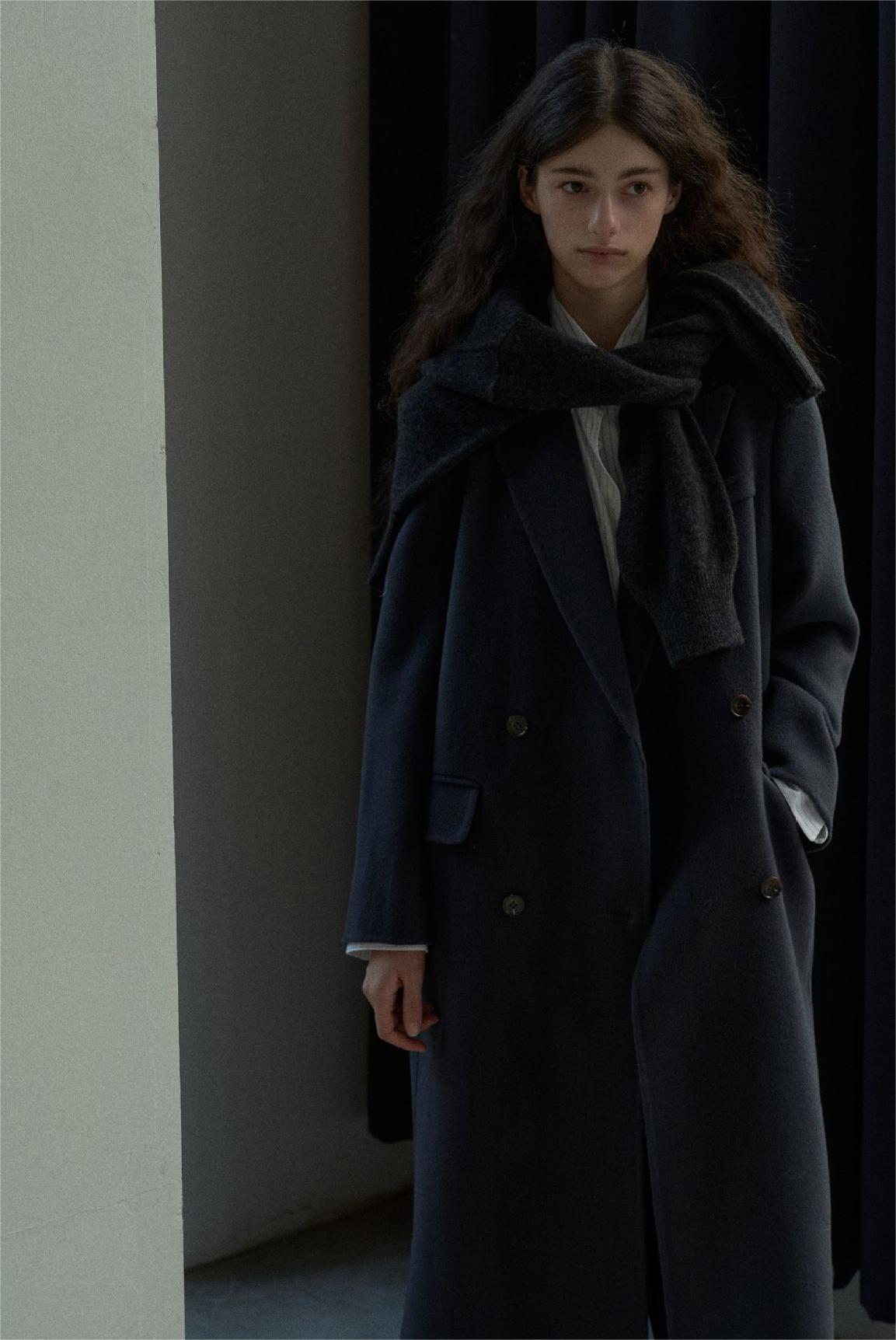Handmade Lamb Wool Mía Overcoat