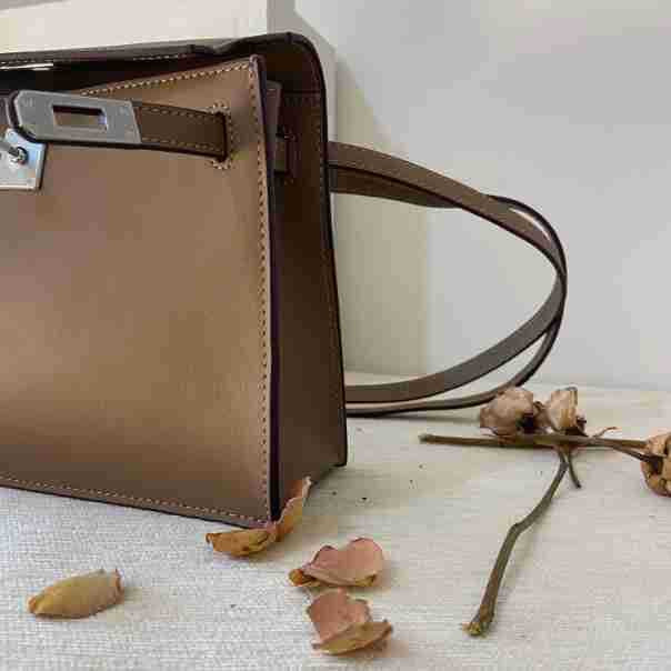 First Layer Cowhide Vedetta Midi Bag
