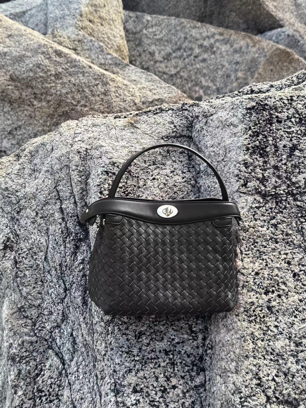 Florence Top Handle Woven Bag - Milk Tea