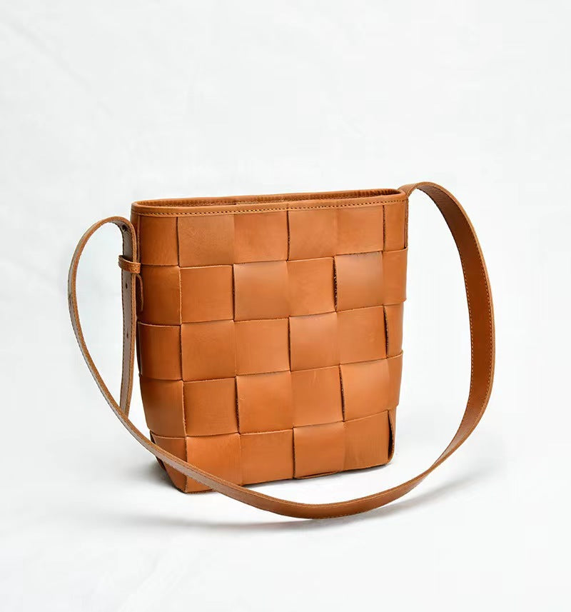 First Layer Cowhide Forest Woven Shoulder Bag