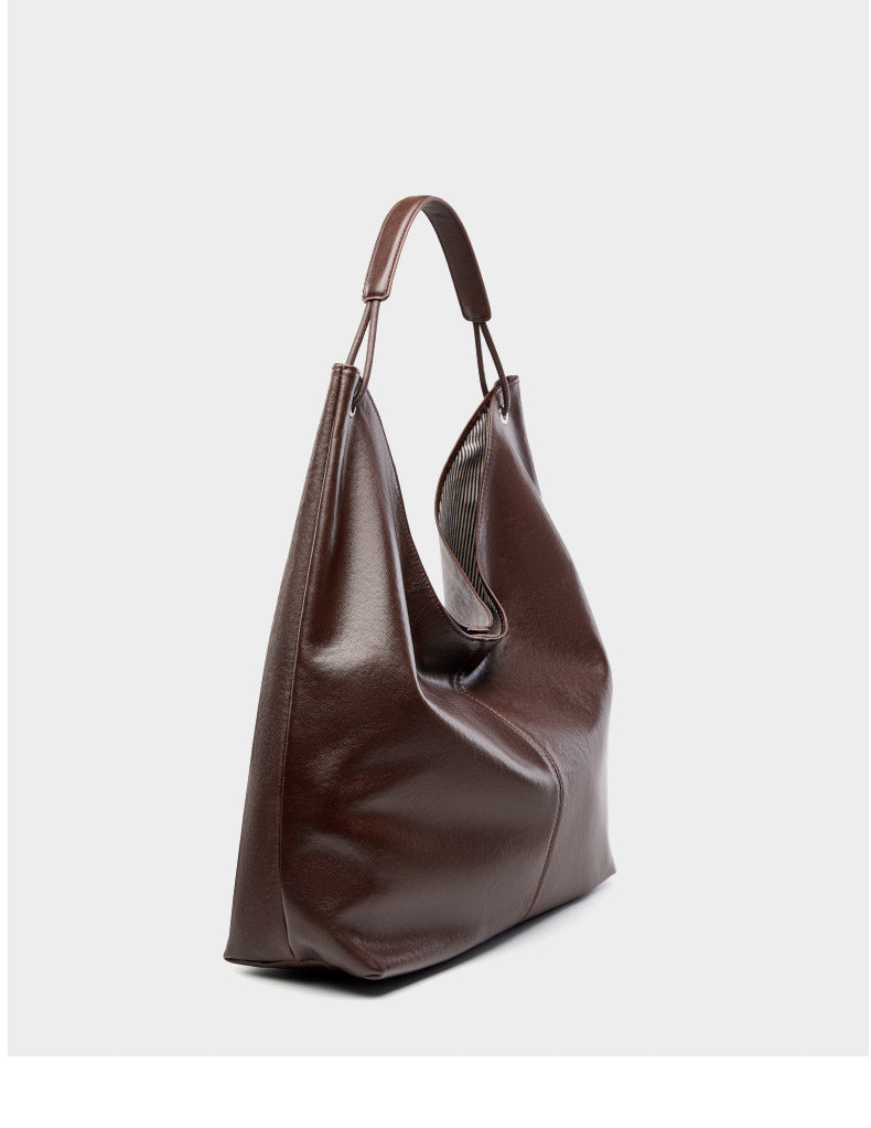 Wax Leather Shoulder - Black