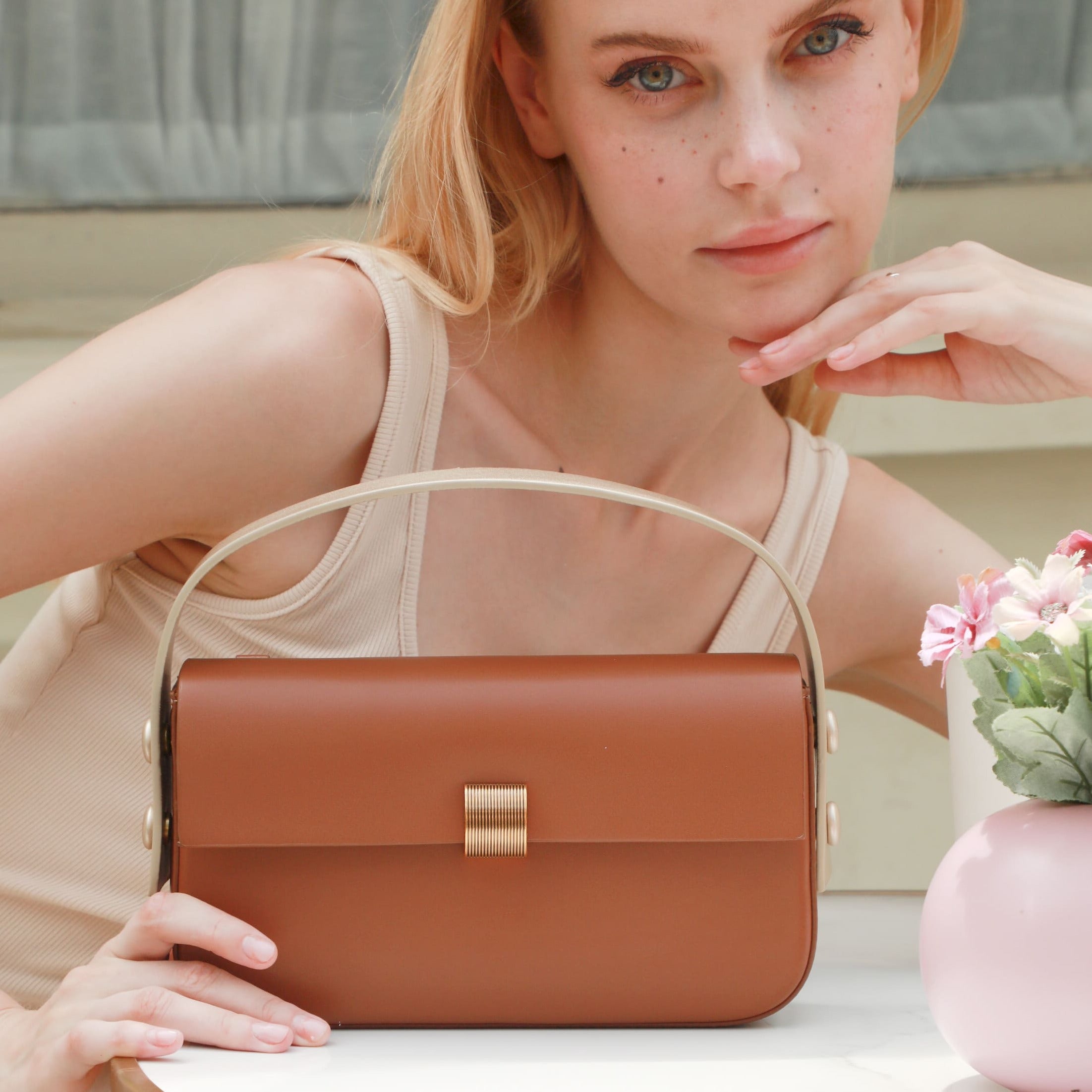 Riley Top Handle Bag - Caramel