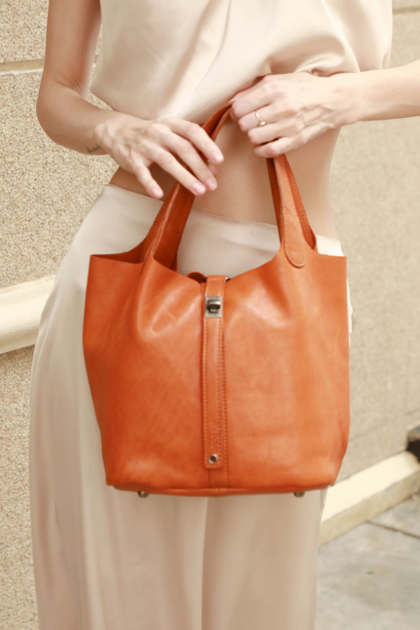Genuine Vegetable Tanned Leather Yara Tote Bag