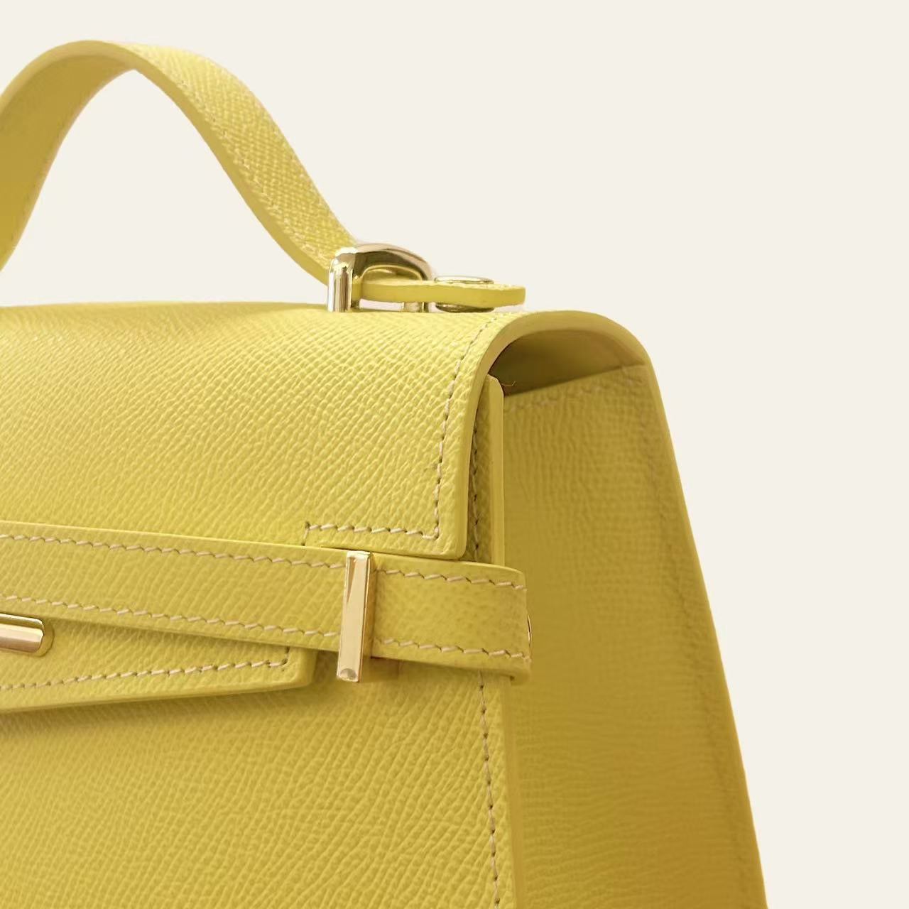 "Mi" Top Handle -Foggy Grey