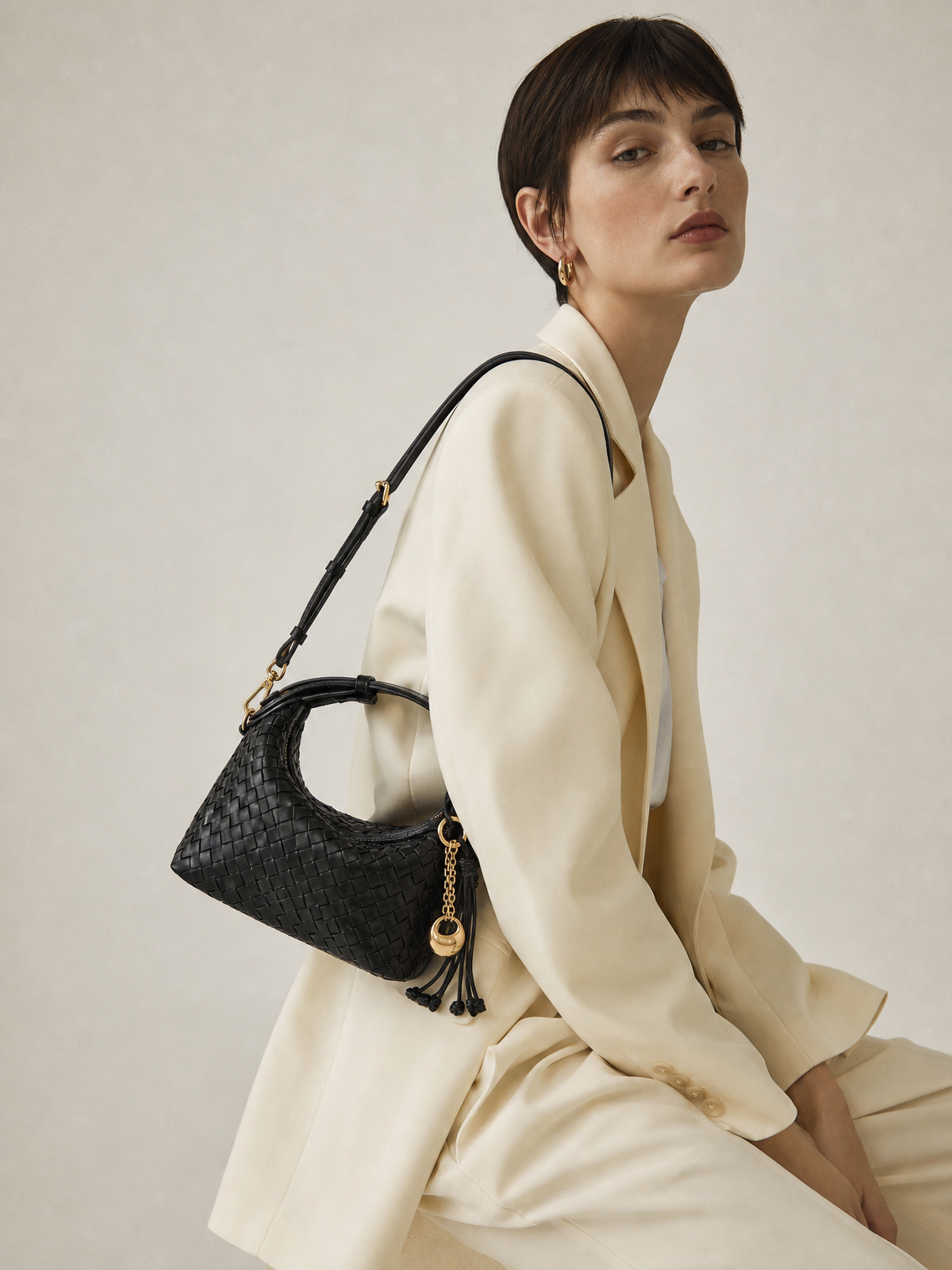 Camilla Half Moon Woven - Black