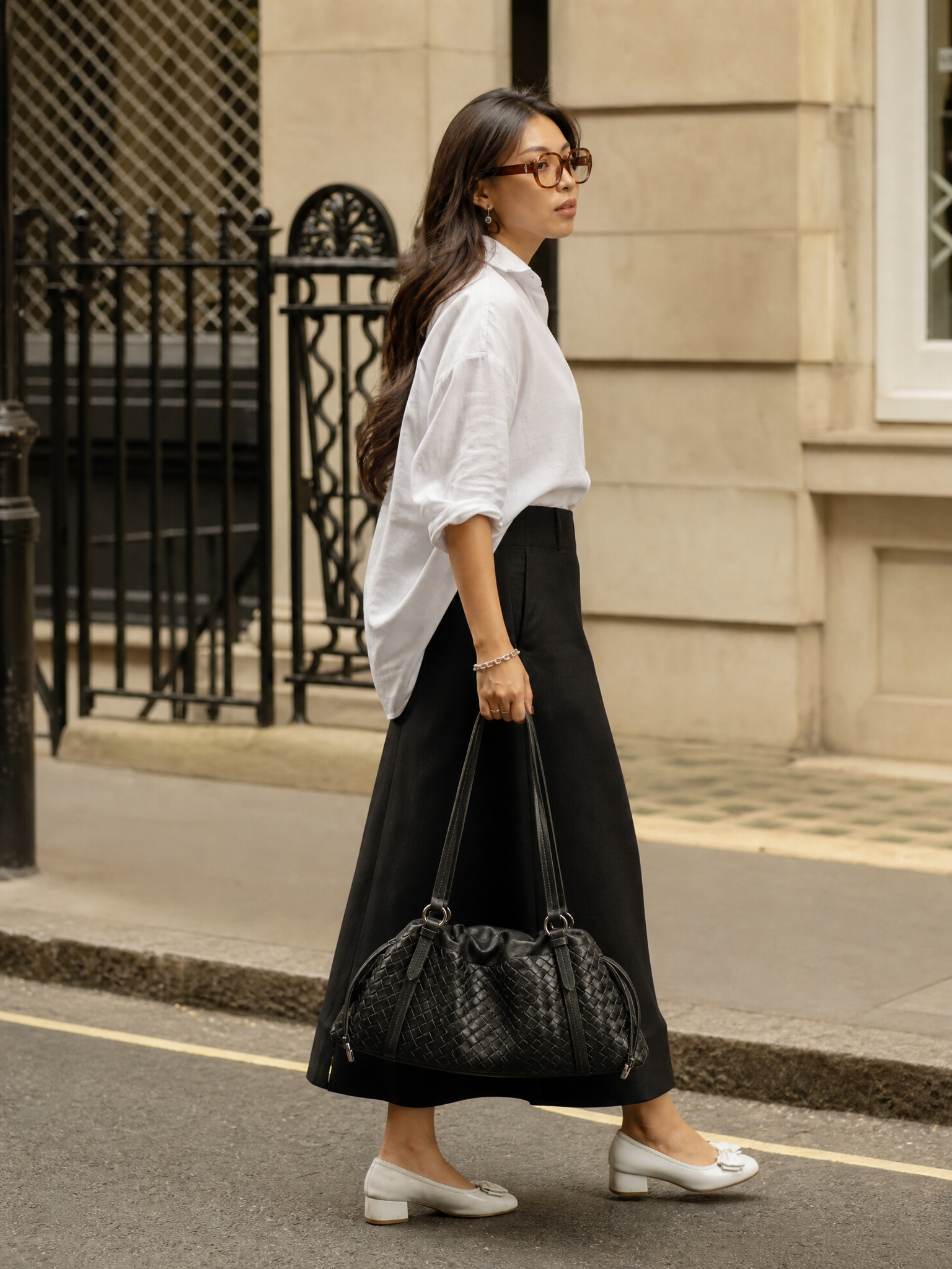 Woven Shoulder Bag - Milk Tea