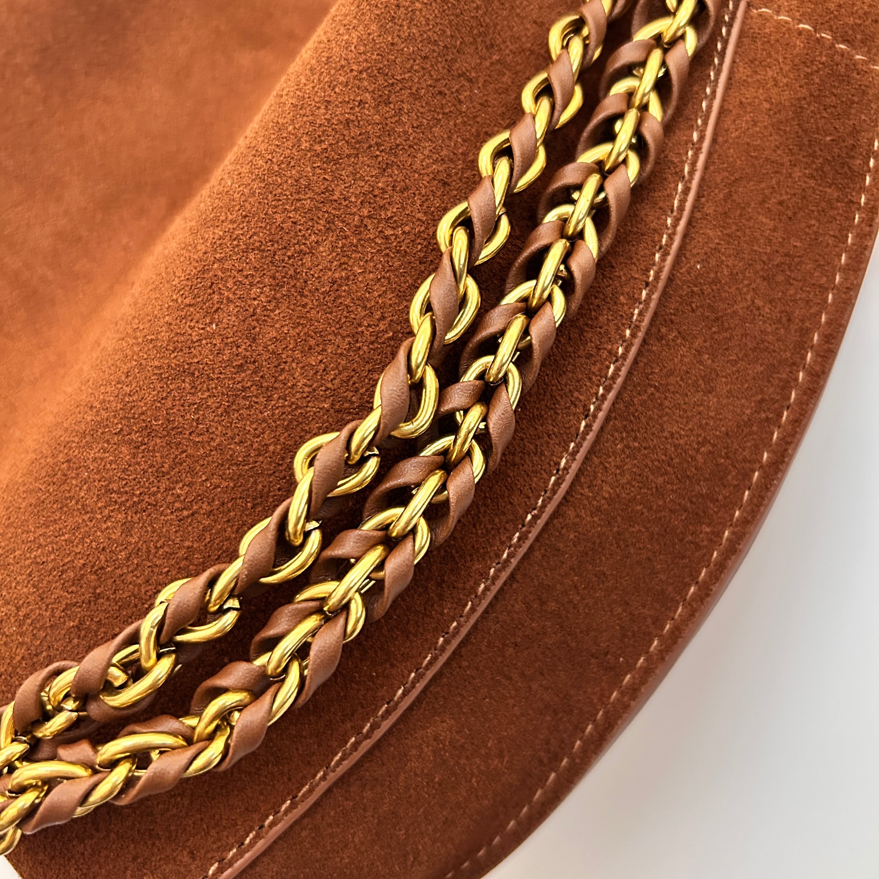 Barcelona - Caramel Suede