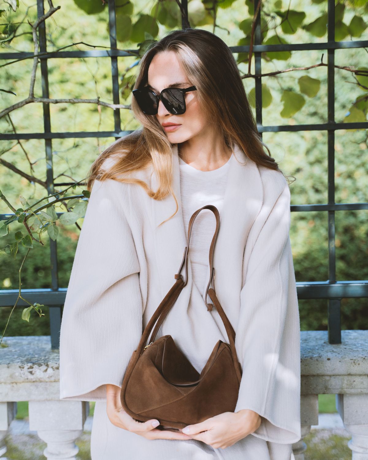 Carnaby Shoulder - Coffee Suede