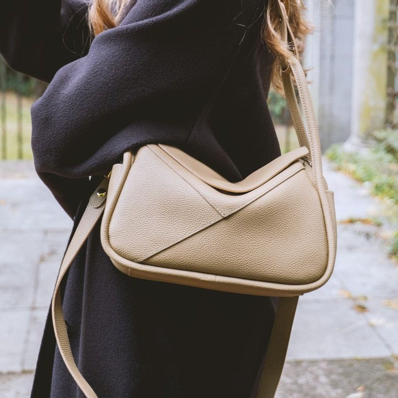 Carnaby Shoulder - Apricot