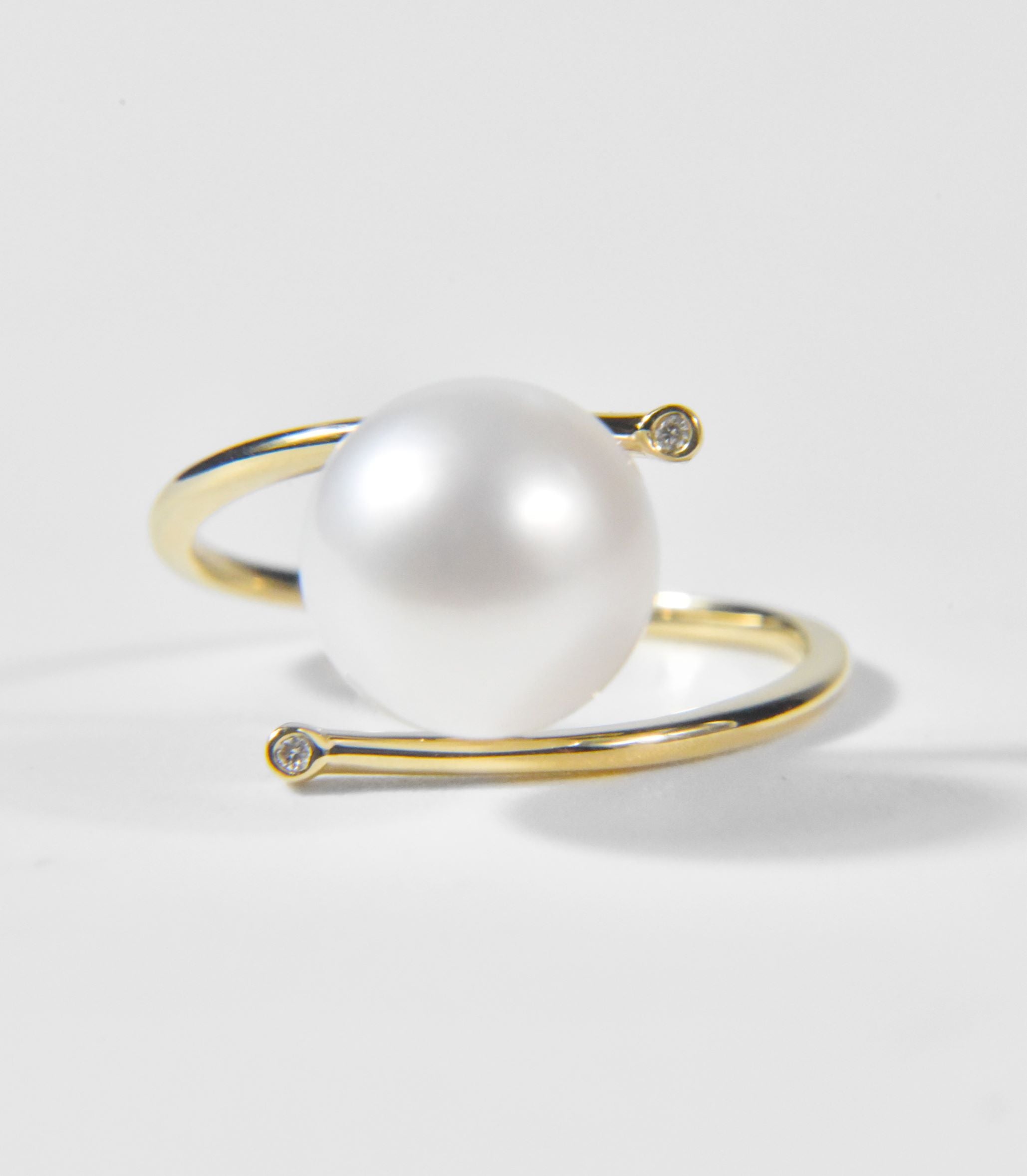 The One Ring - Round Brilliant Diamond