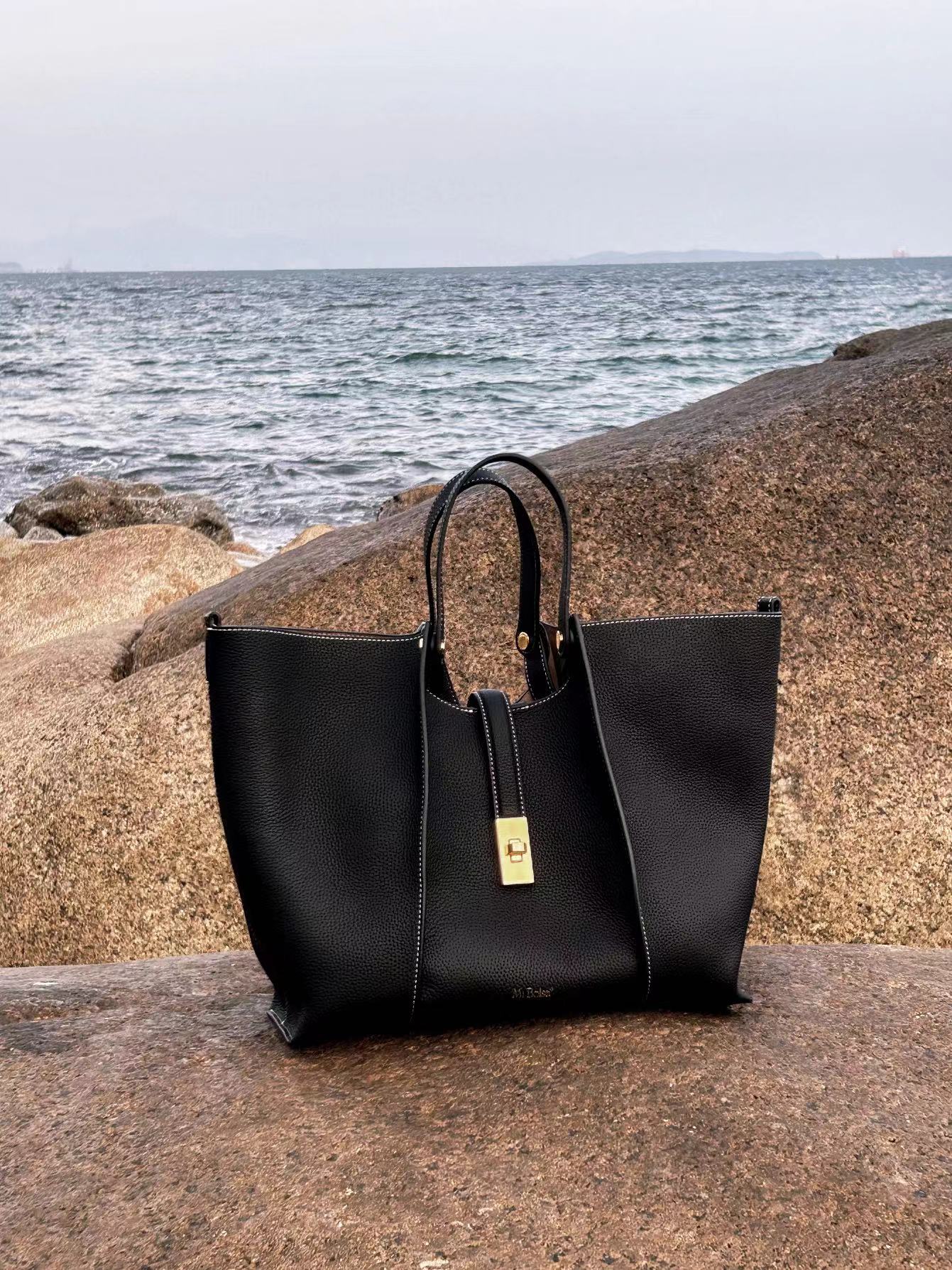 Wharf Tote - Black