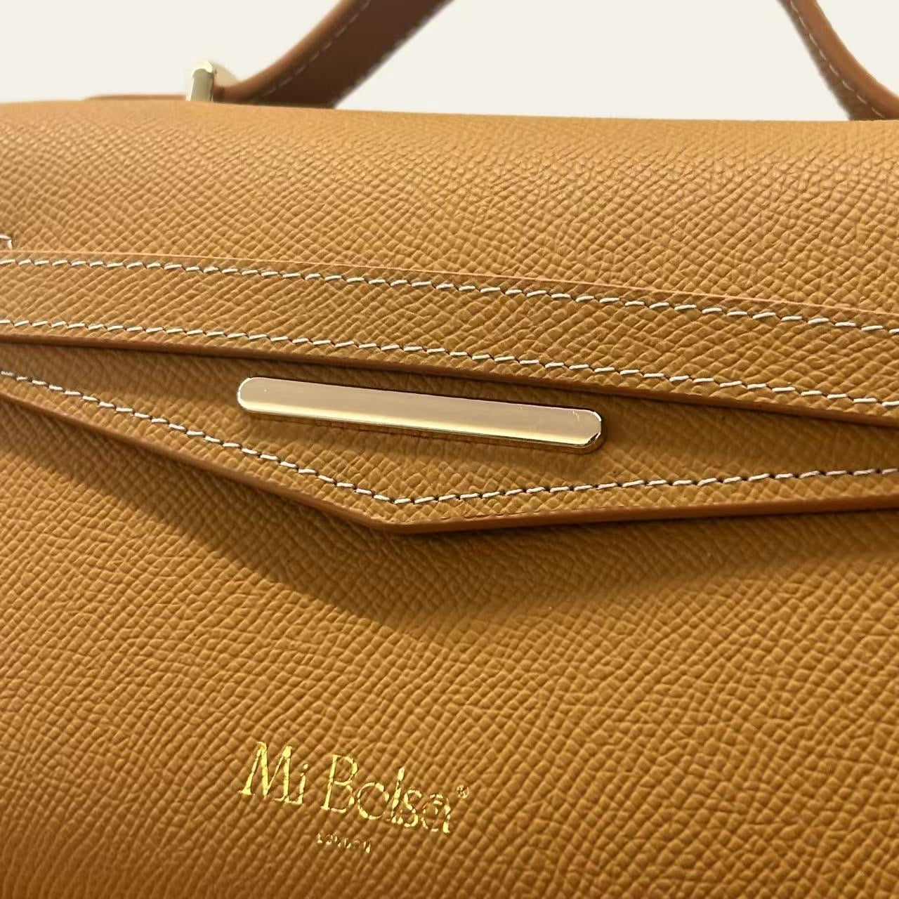 "Mi" Top Handle -Light Amber