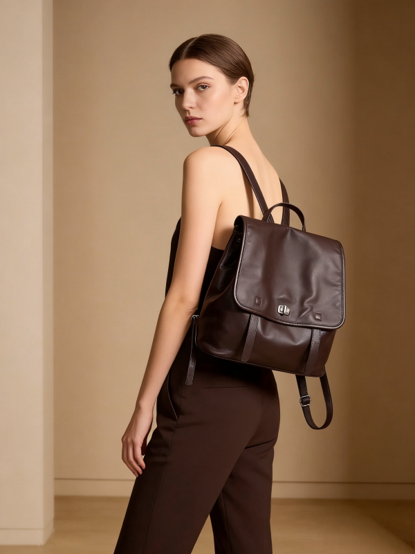 Vegetable-Tanned Cowhide Backpack - Coffee
