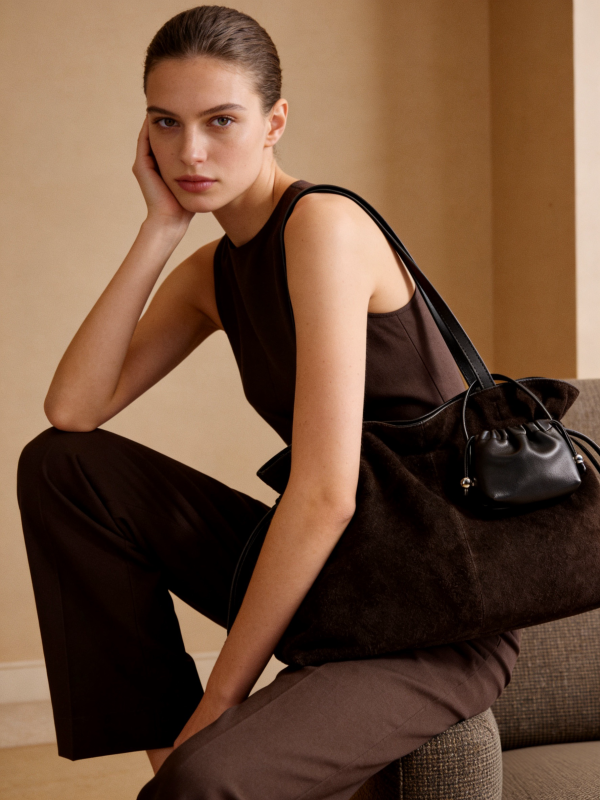 Suede Cloud Shoulder - Coffee