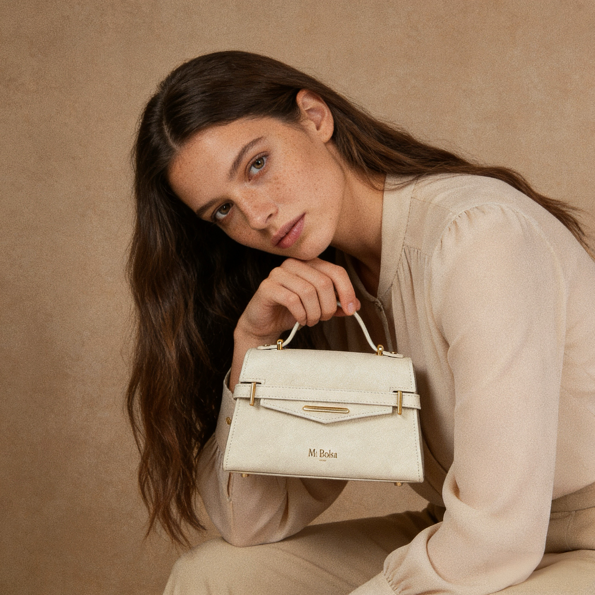 "Mi" Top Handle - White with Orange Handle/Strap