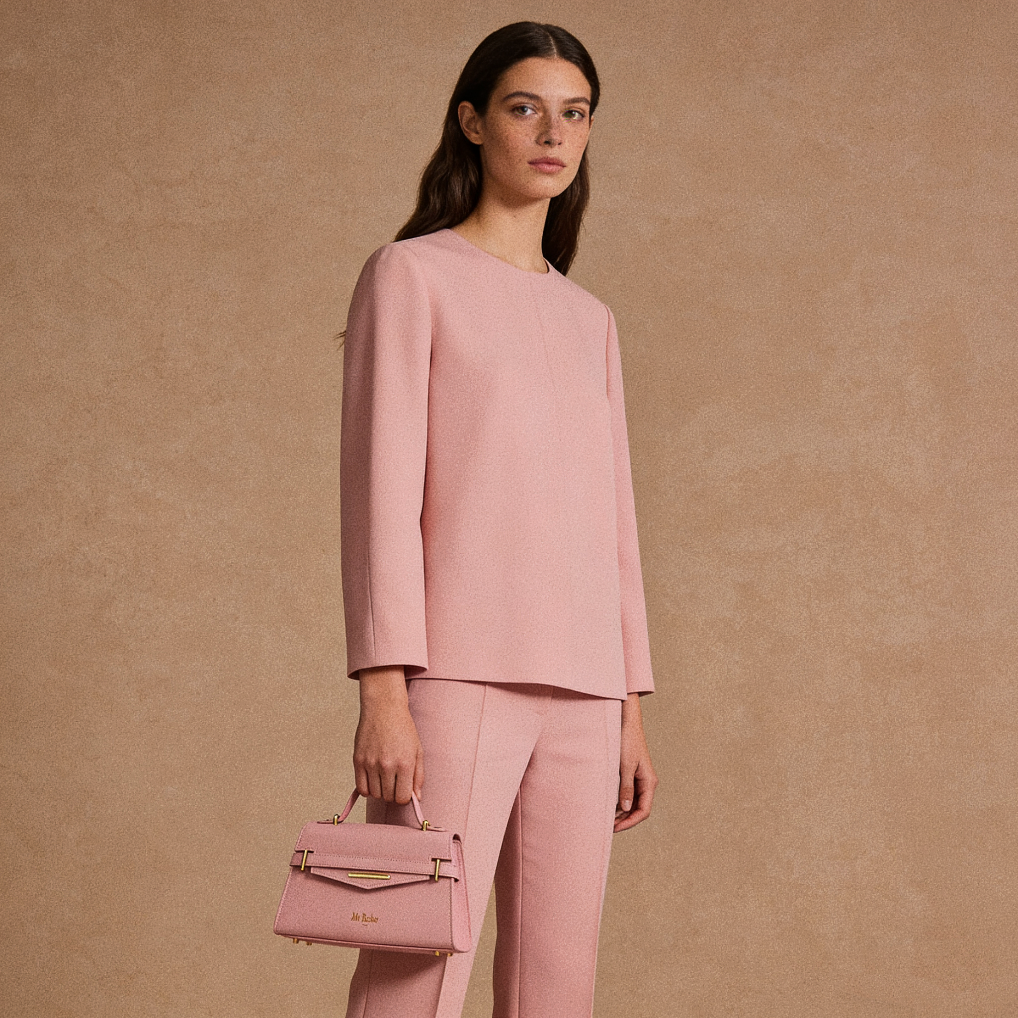 "Mi" Top Handle -Ruby Red