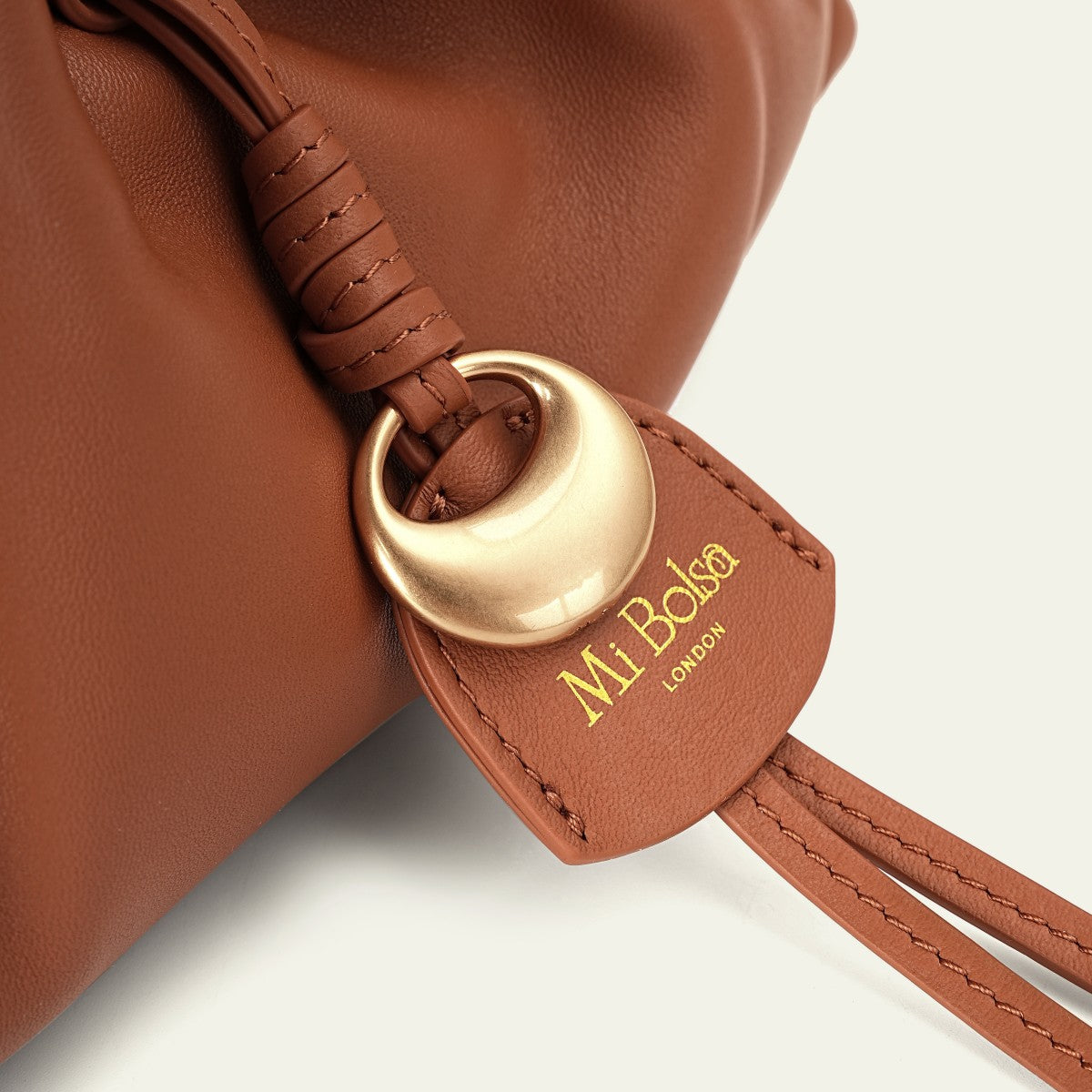 Cloud Top Handle - Brown