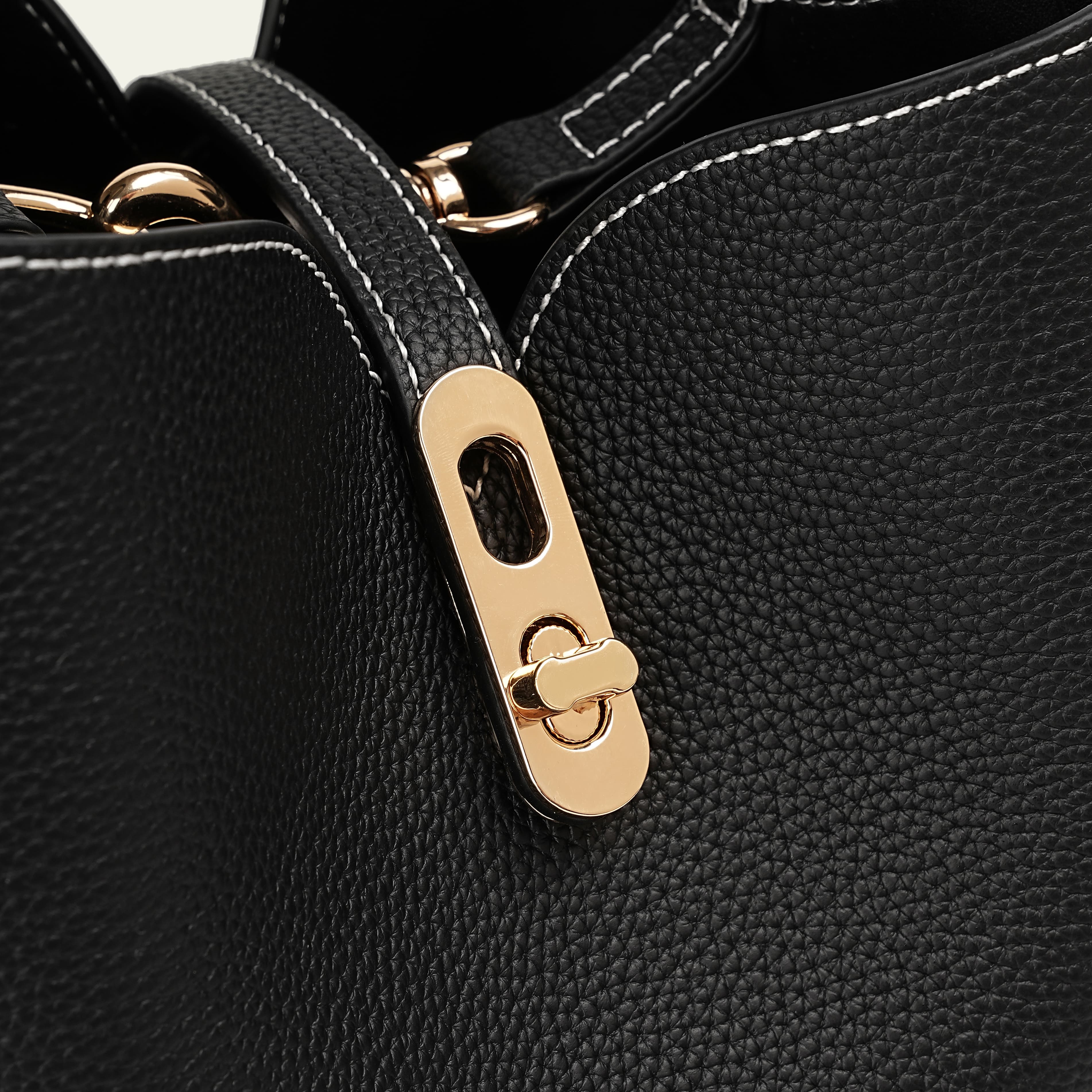 Cotswolds - Black
