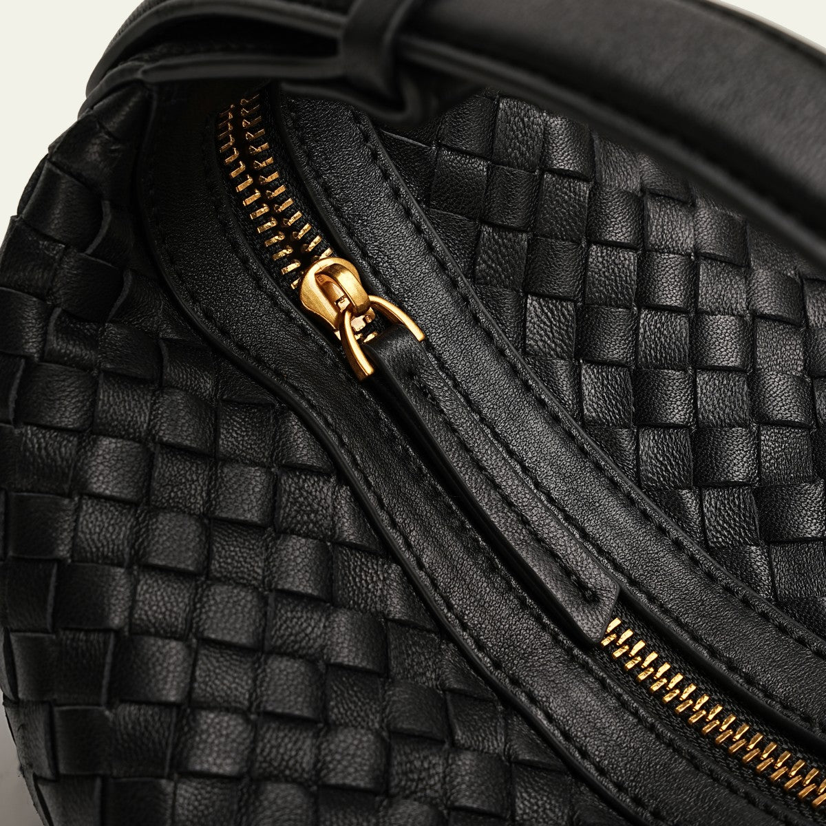 Camilla Half Moon Woven - Black