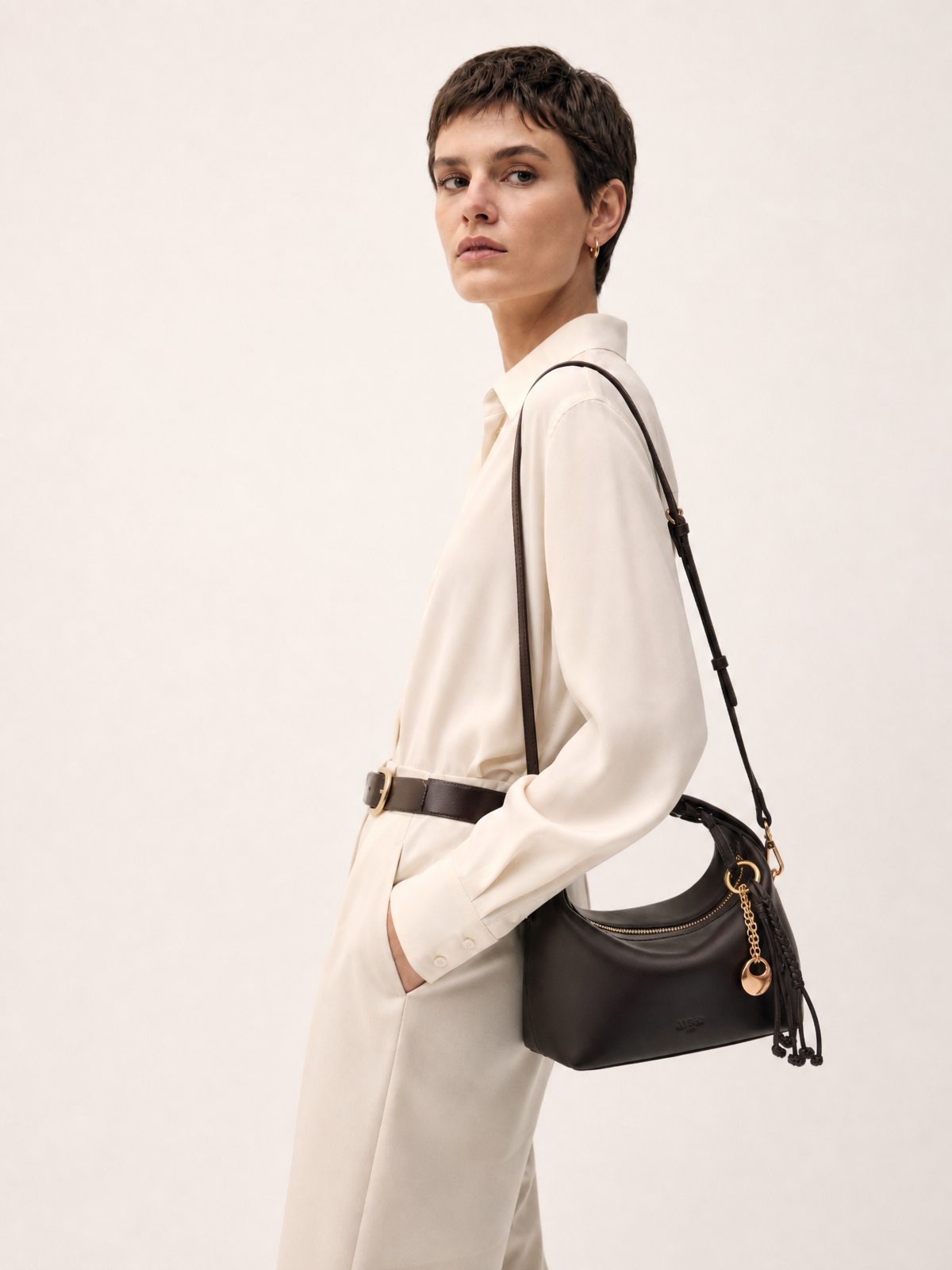 Camilla Half Moon - Black