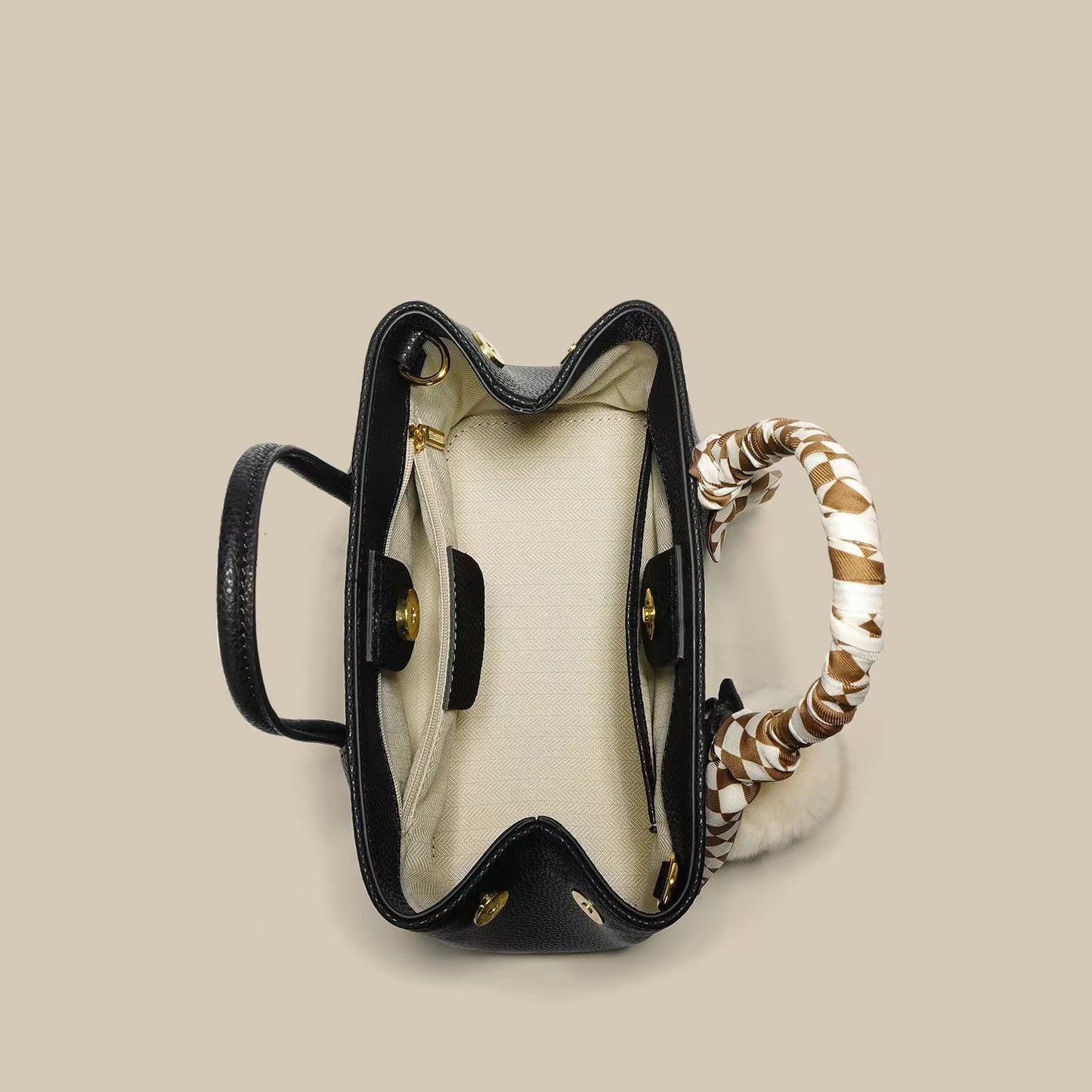 First Layer Cowhide Moina Shoulder/Tote Bag