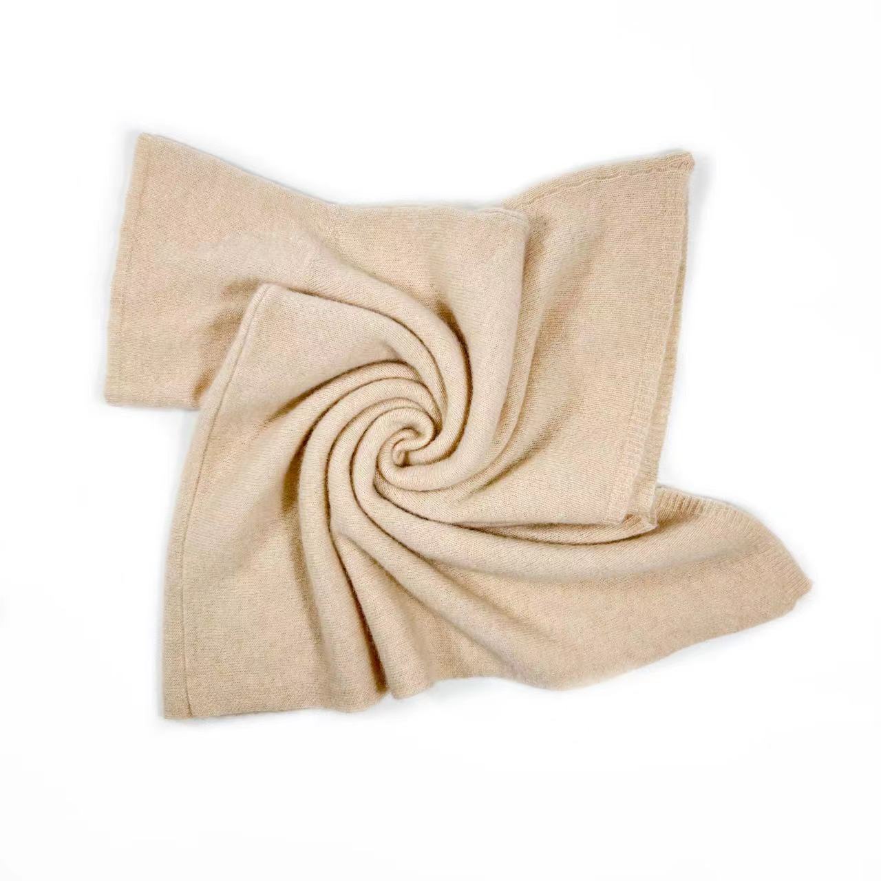 100% Mongolia Cashmere Mignon sweater