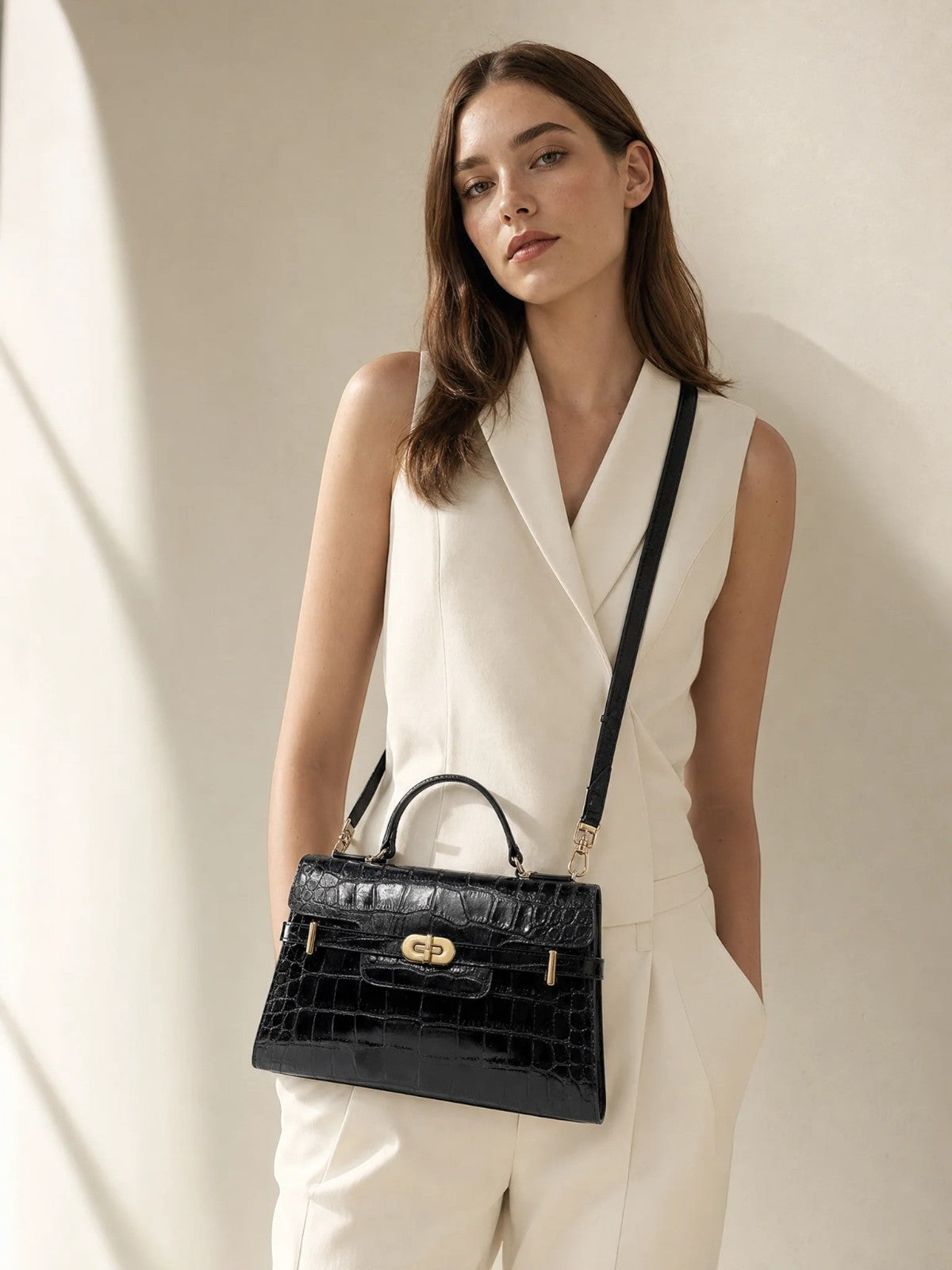Kensington - Top Handle in Croc Embossed