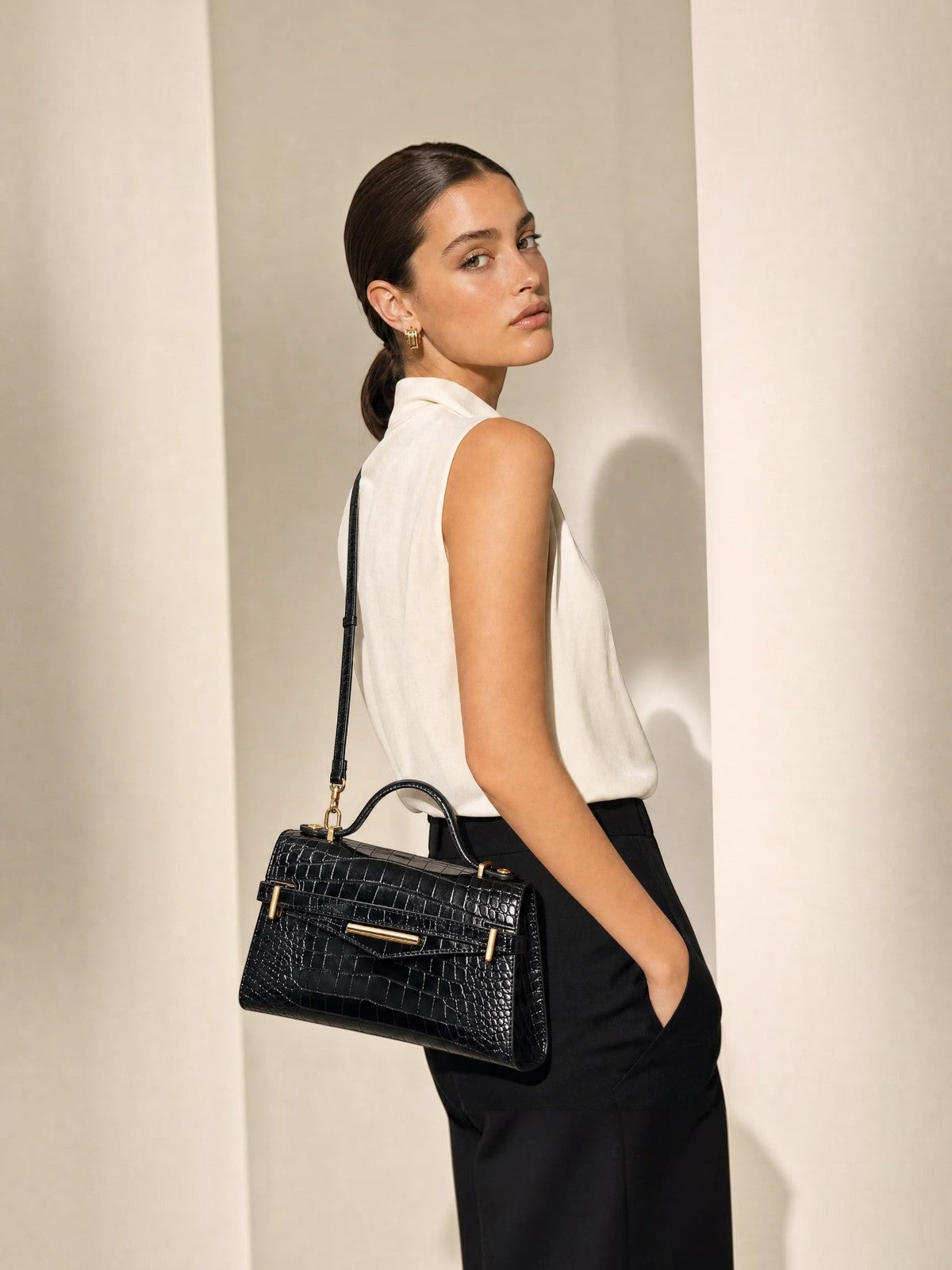 "Mi" Top Handle - Black Croc Embossed