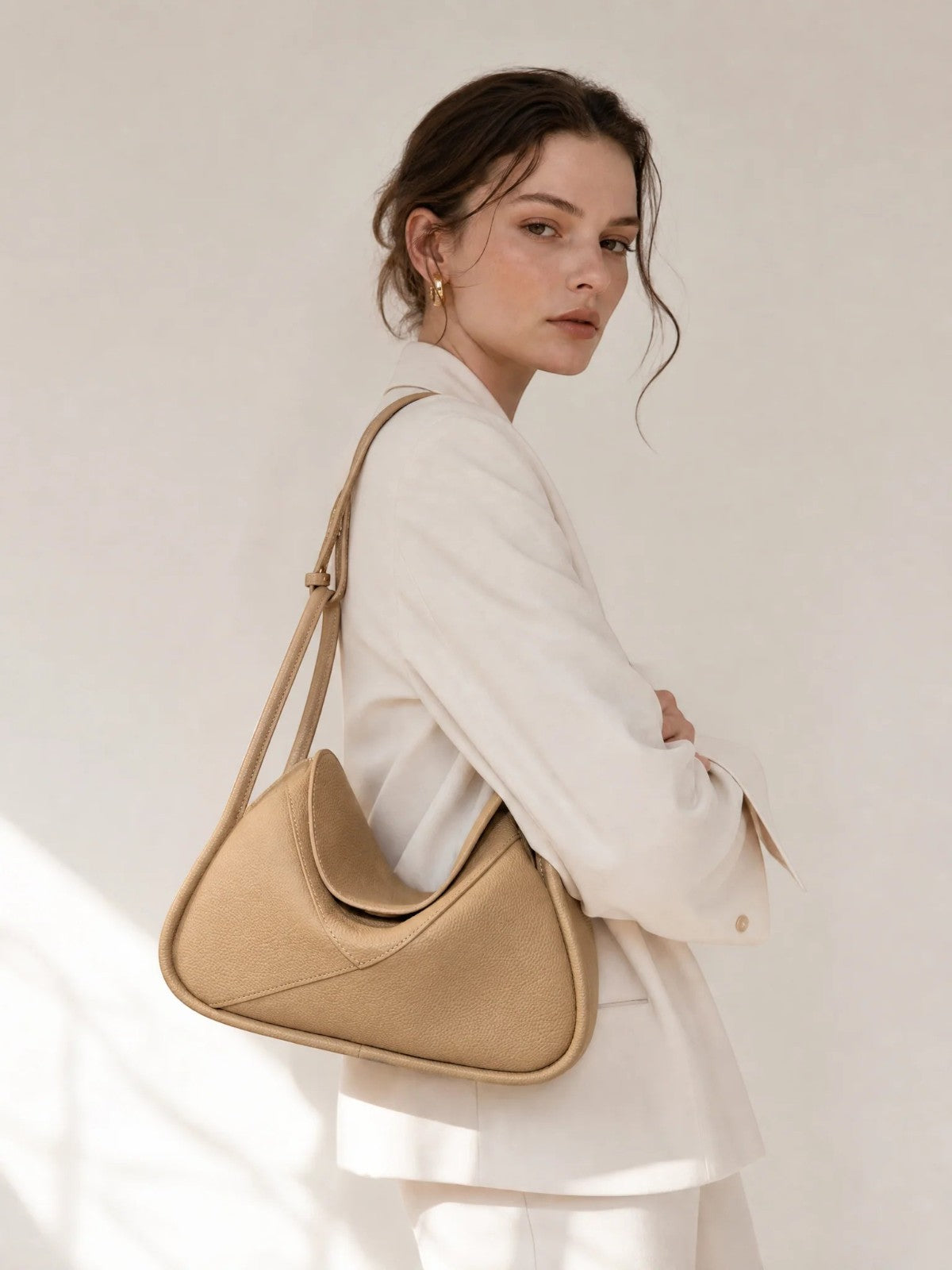 Carnaby Shoulder - Apricot