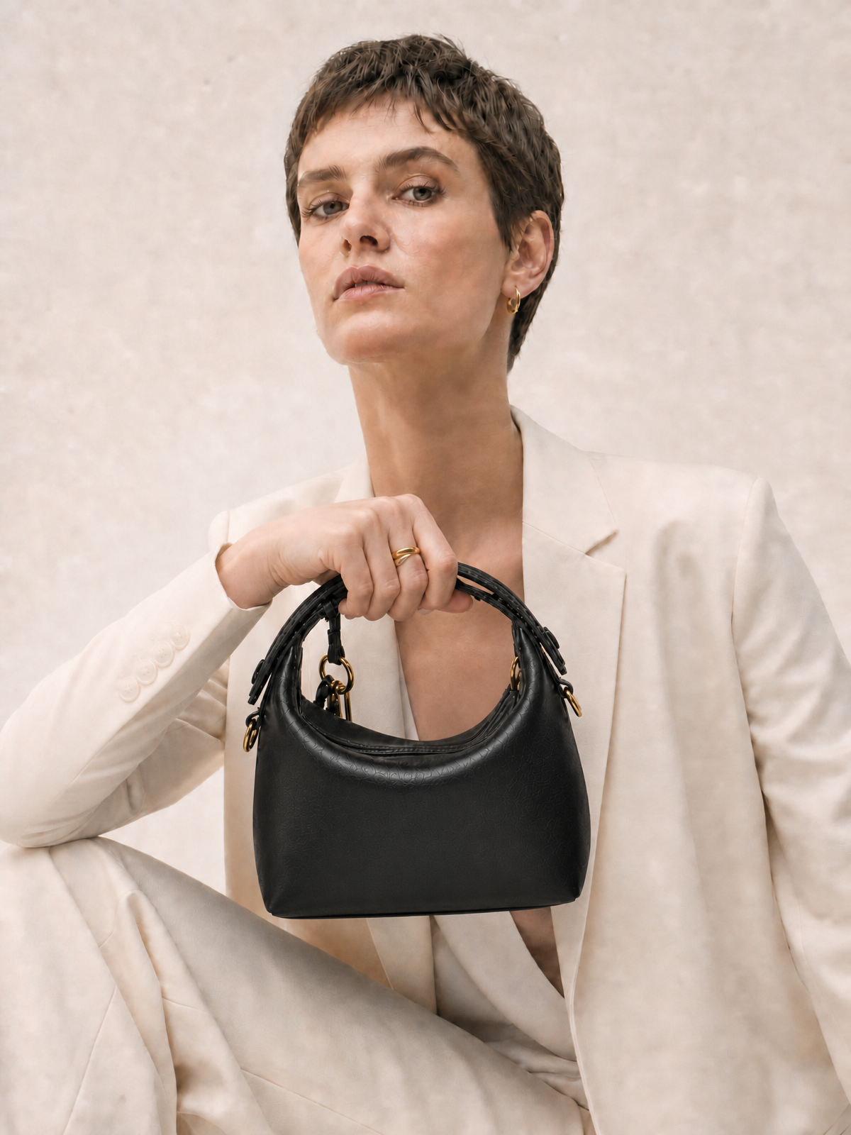 Camilla Half Moon - Black