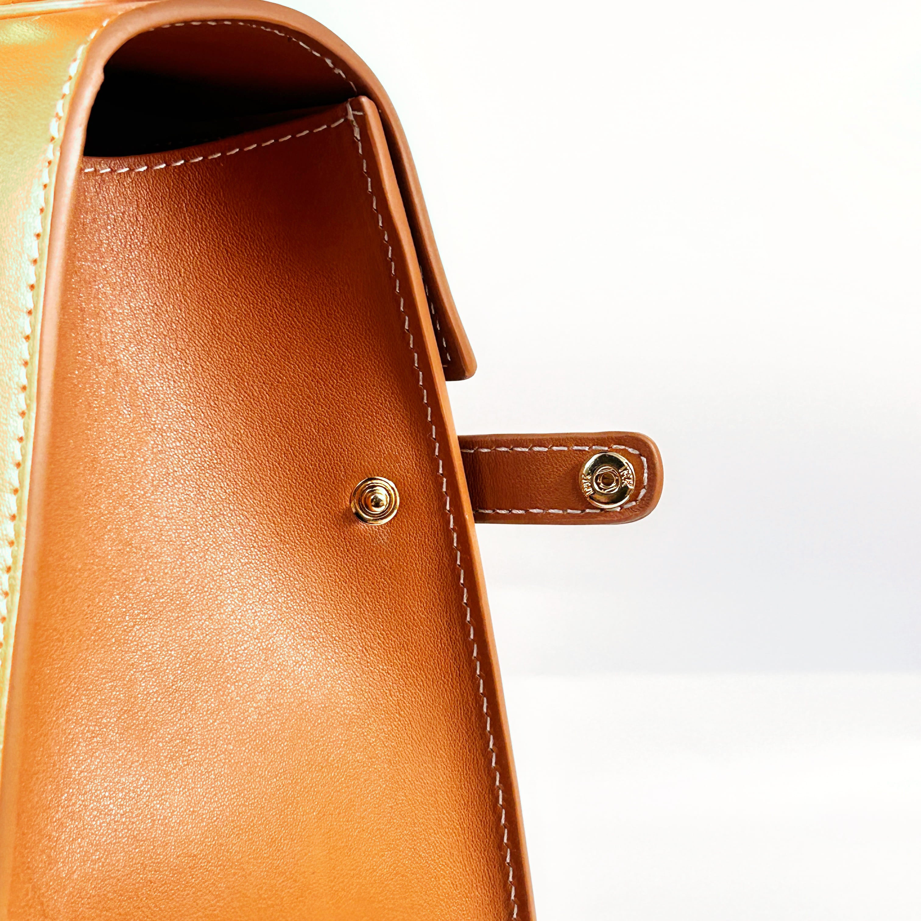 "Mi" Midi Top Handle - Caramel with Grey Strap