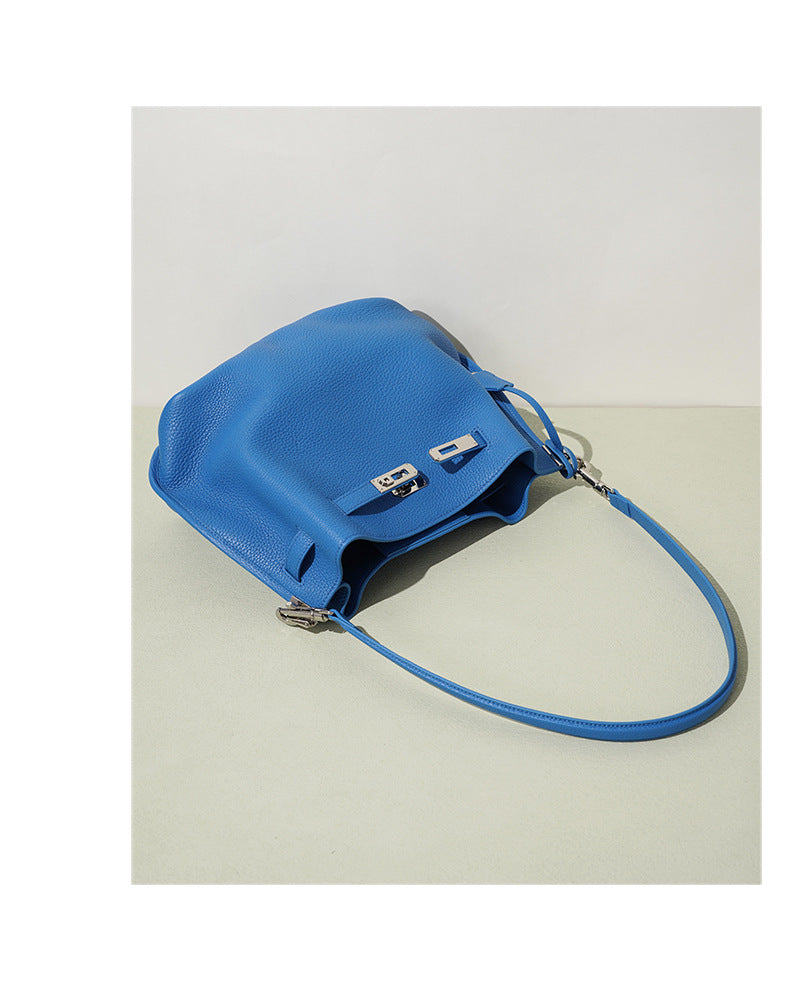 a97a22b7-6e03-405b-a004-f60bdeb0b737