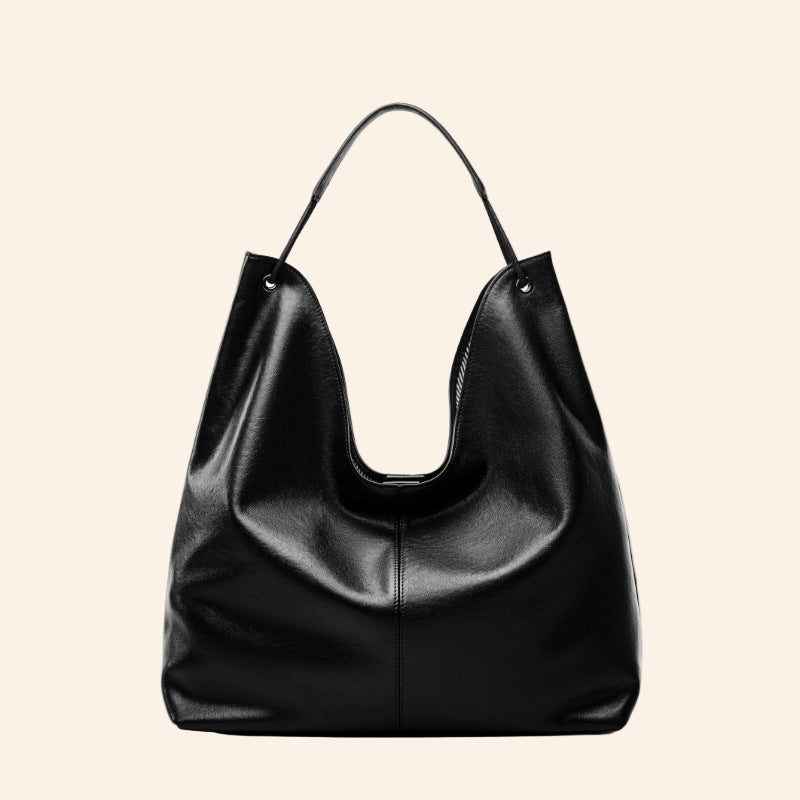 Wax Leather Shoulder - Black