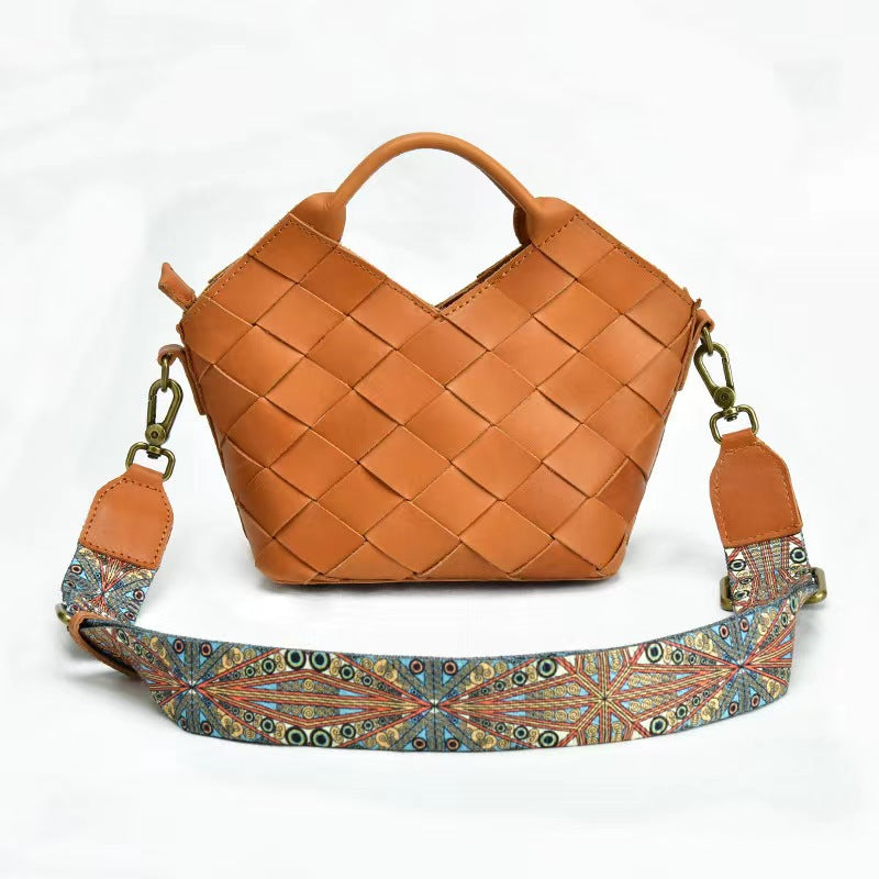 Agnes tote online