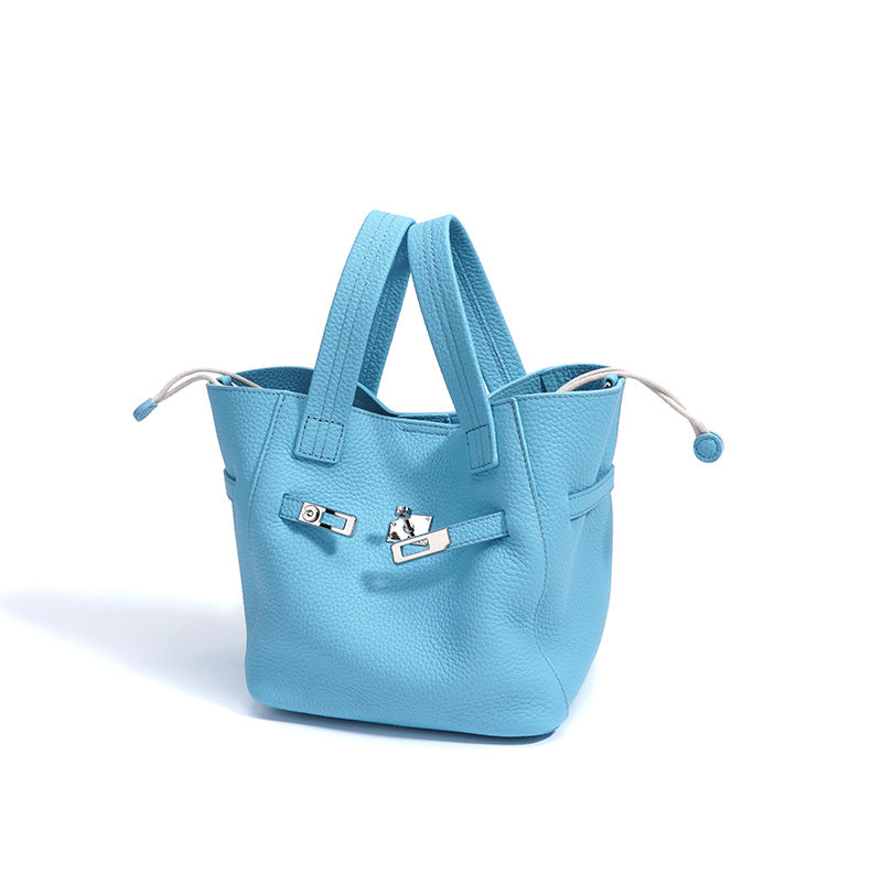 9ce0741b-be61-49e1-9d79-7ee01bc59d2b