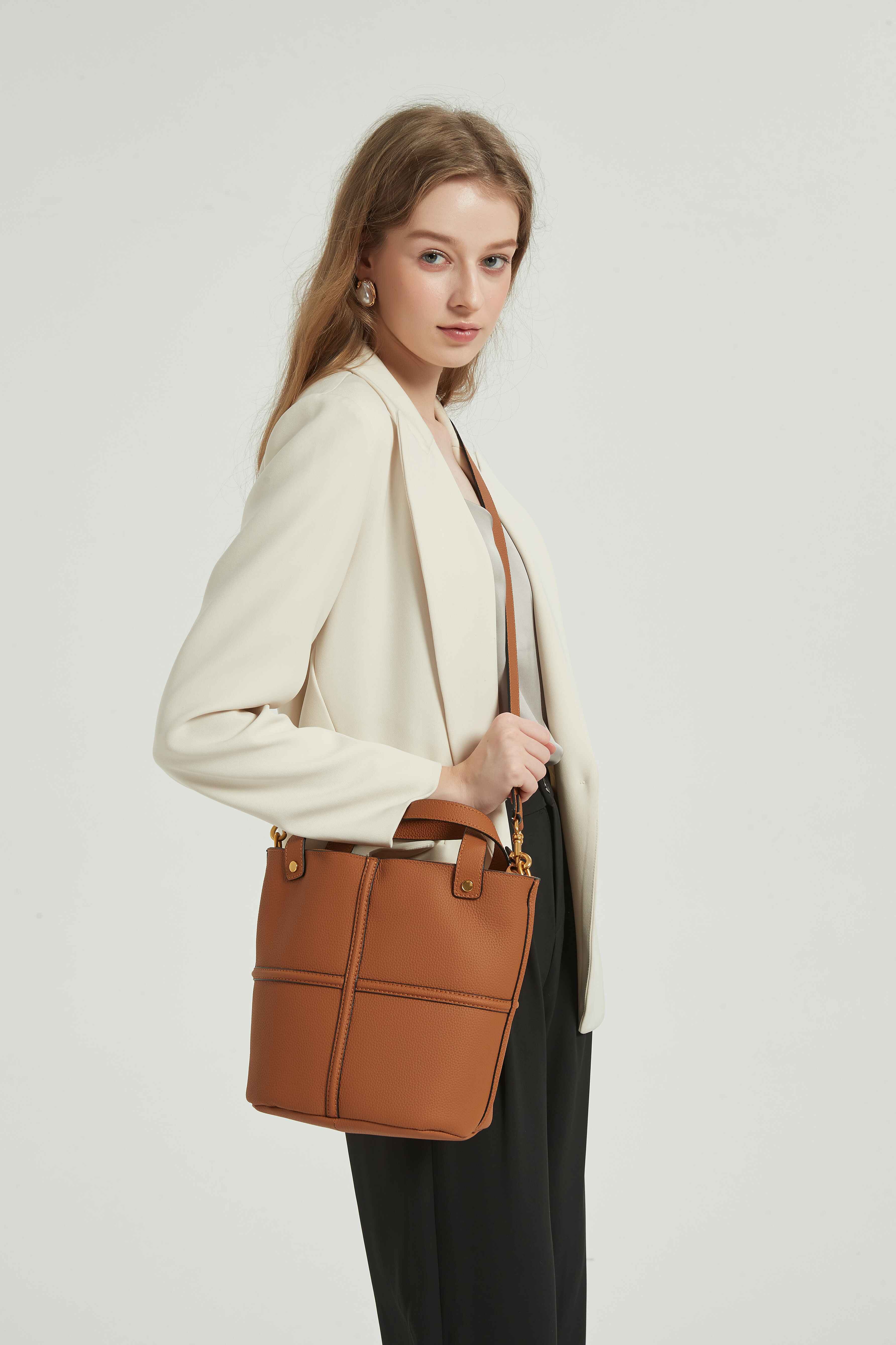 Luca Shoulder Bag