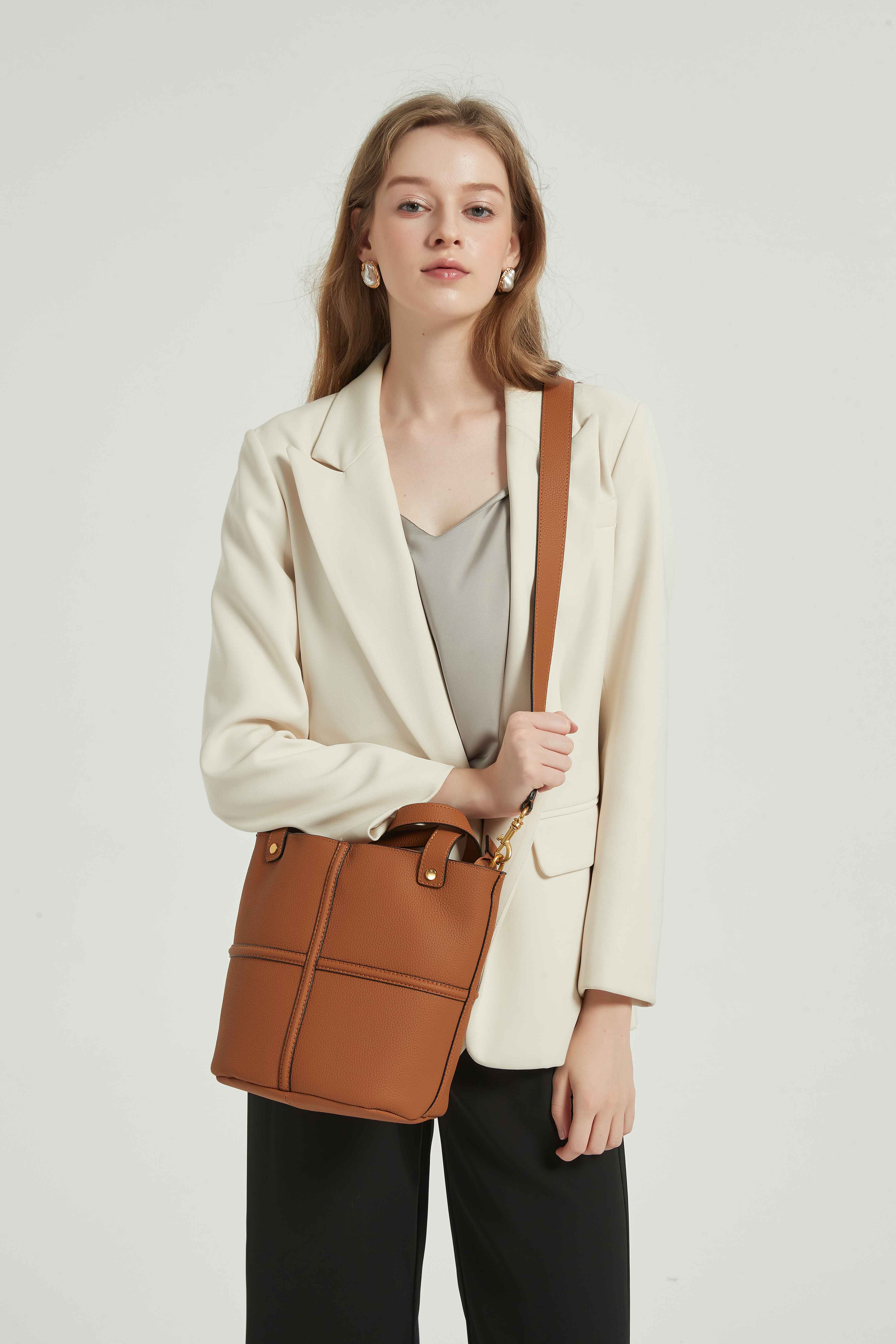 Luca Shoulder Bag