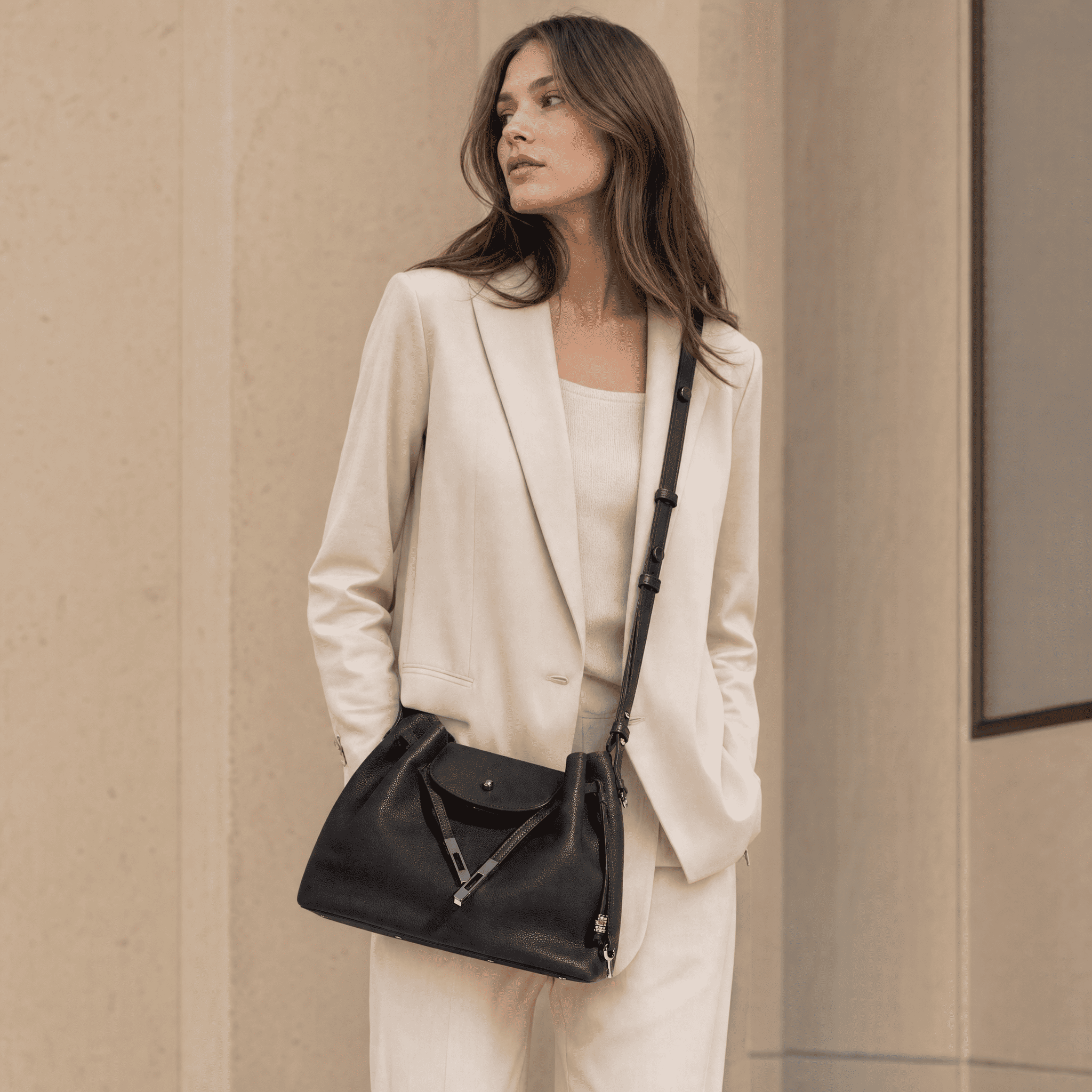 Grace Shoulder-Black