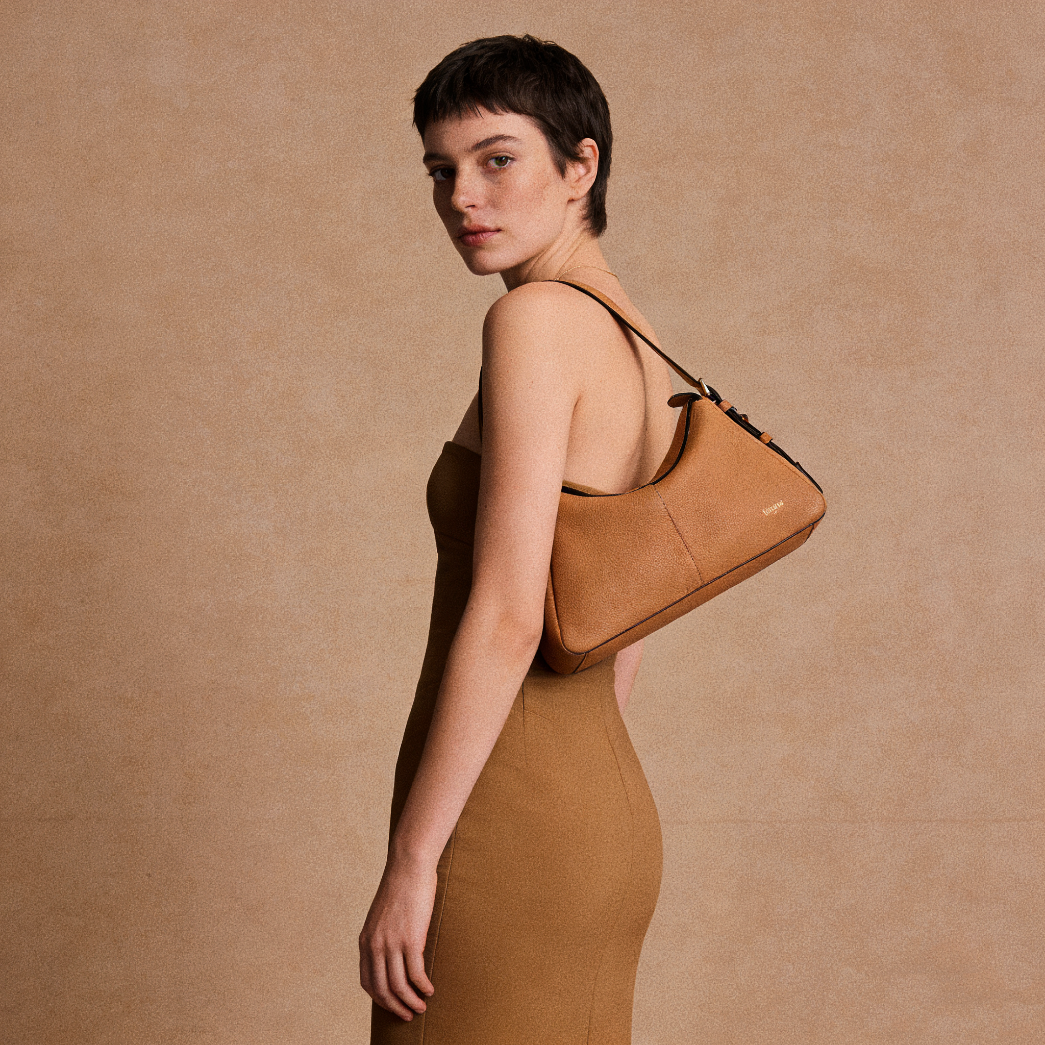 Madolyn Shoulder -Apricot